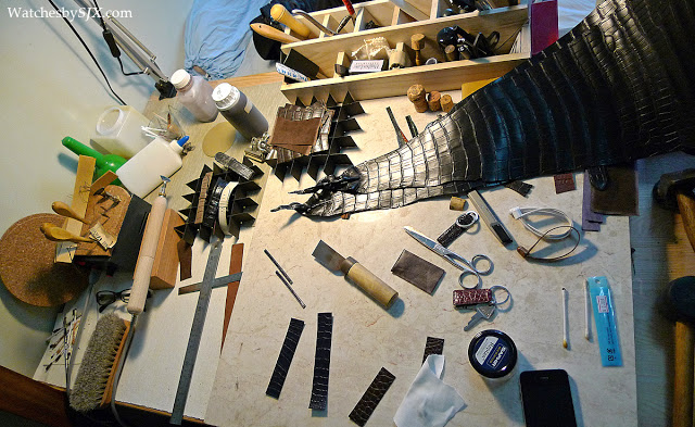 Hughes-Low-leather-set-up-282291