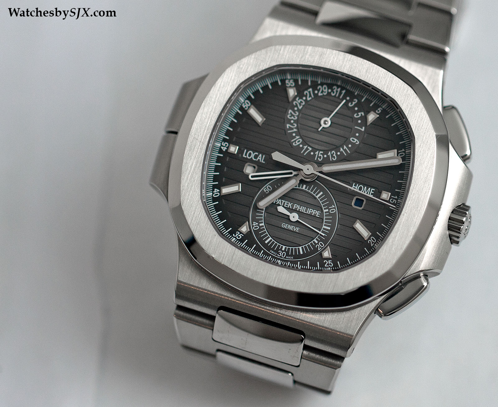 Hands On With The Patek Philippe Nautilus Travel Time Ref 5990 1A 
