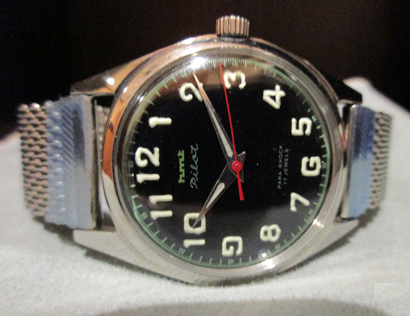 Hmt on sale watch company