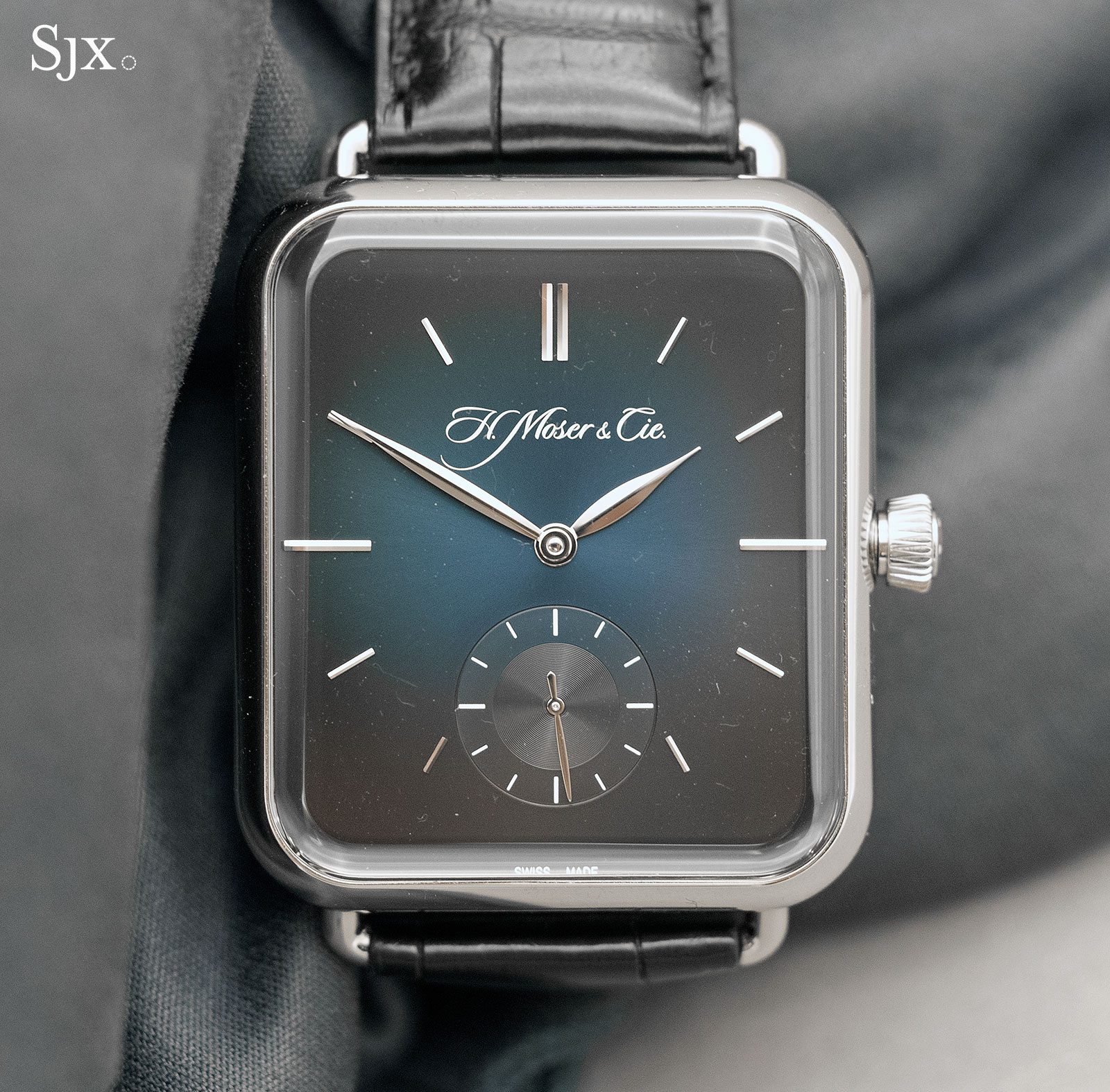 Hands On with the H. Moser Cie. Swiss Alp Watch S Apple Watch