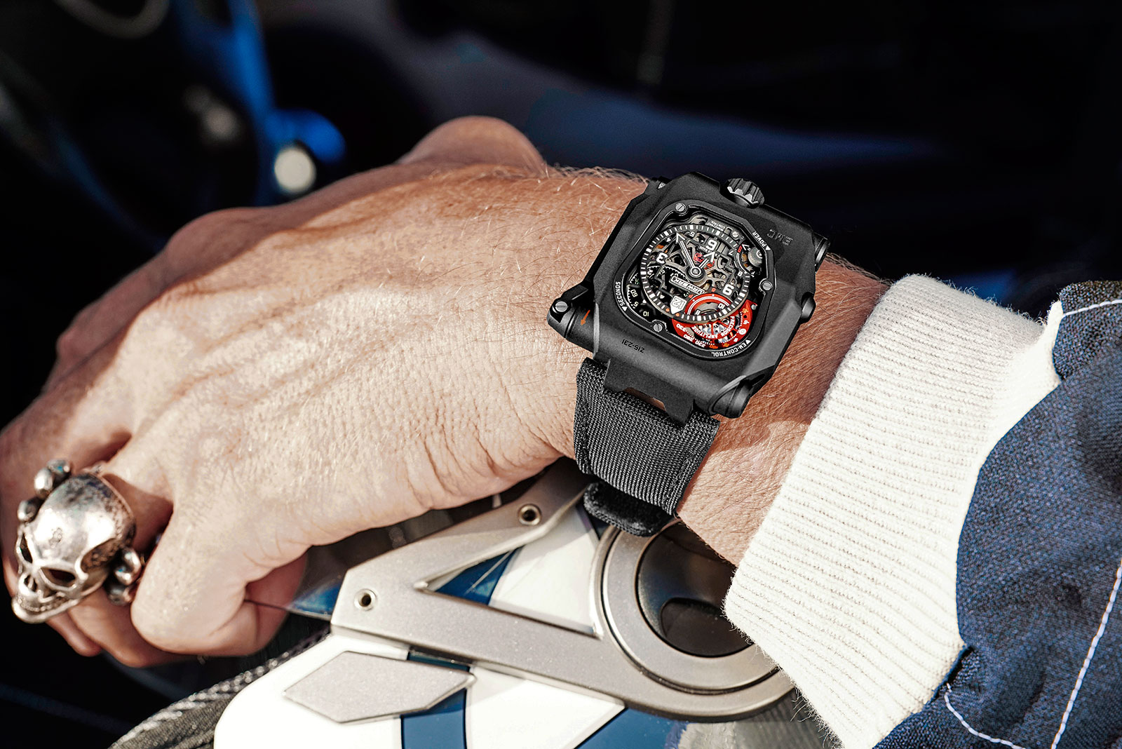 Urwerk EMC TimeHunter X-Ray 3