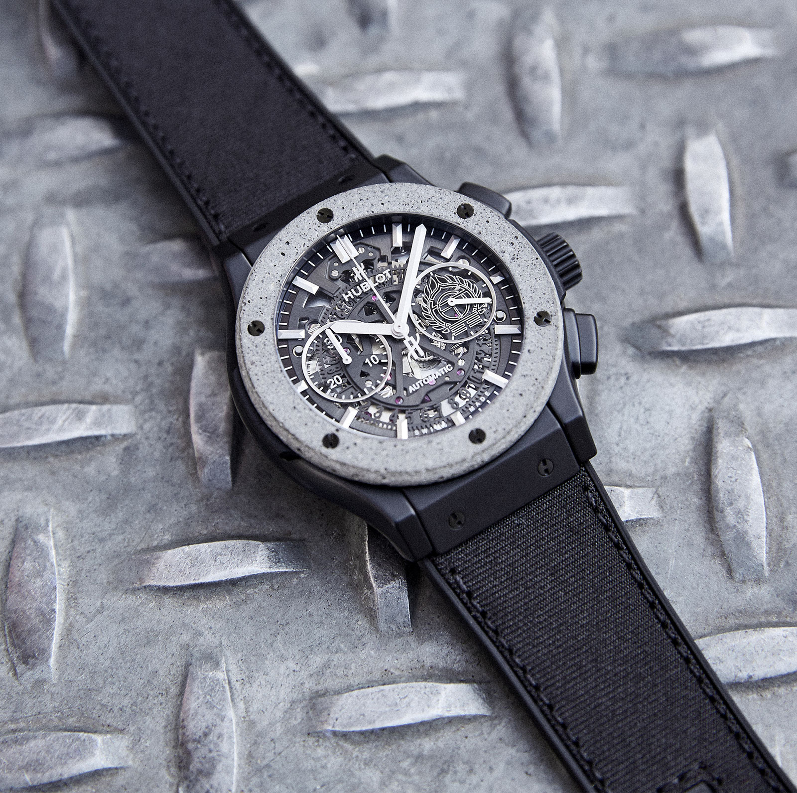 Hublot Classic Fusion Aerofusion Chronograph Concrete Jungle 3