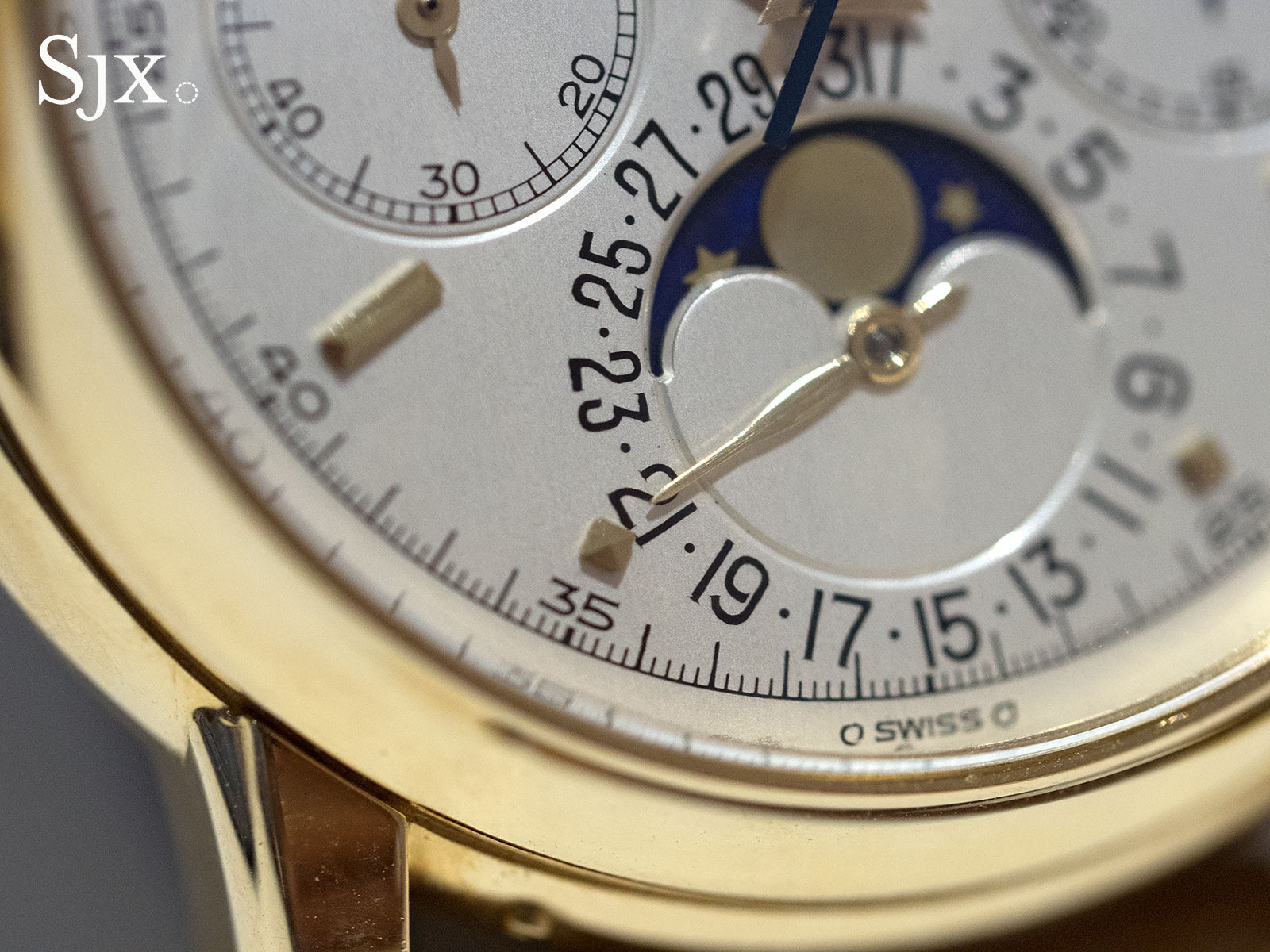 Patek Philippe 2499 yellow gold fourth series 2