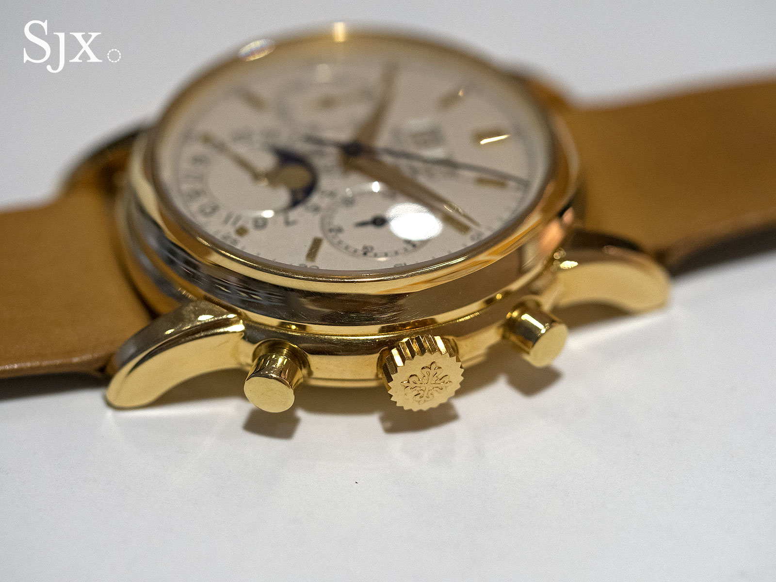 Patek Philippe 2499 yellow gold fourth series 9