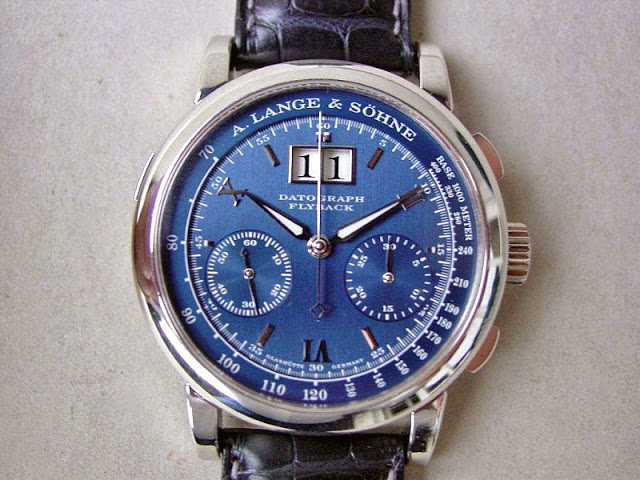 A Guide to the Original Lange Datograph Versions Production