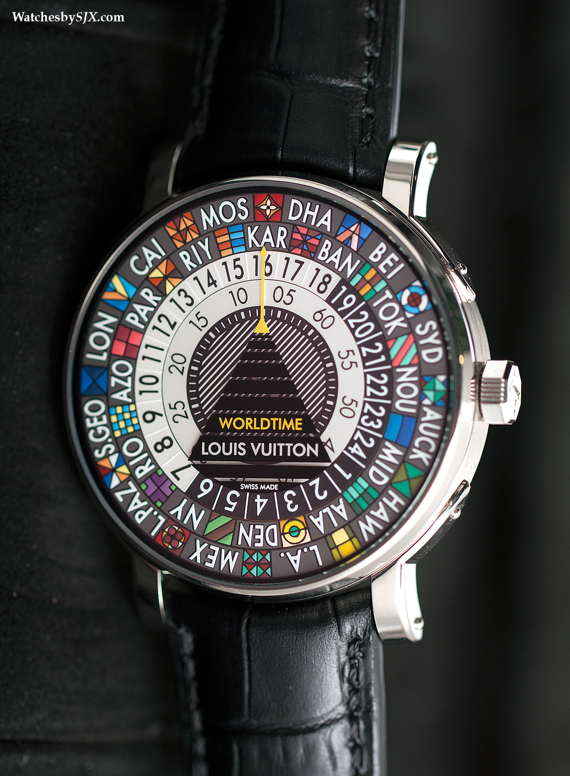 Introducing the Louis Vuitton Escale Worldtime, With the World in  Hand-Painted Colour (with live photos and price)