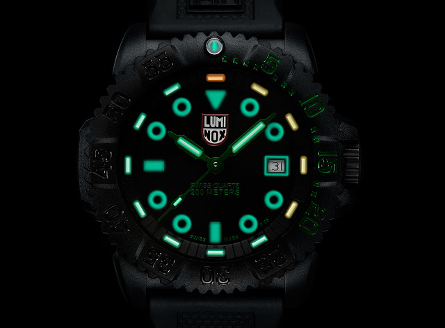 Luminox on sale colormark review