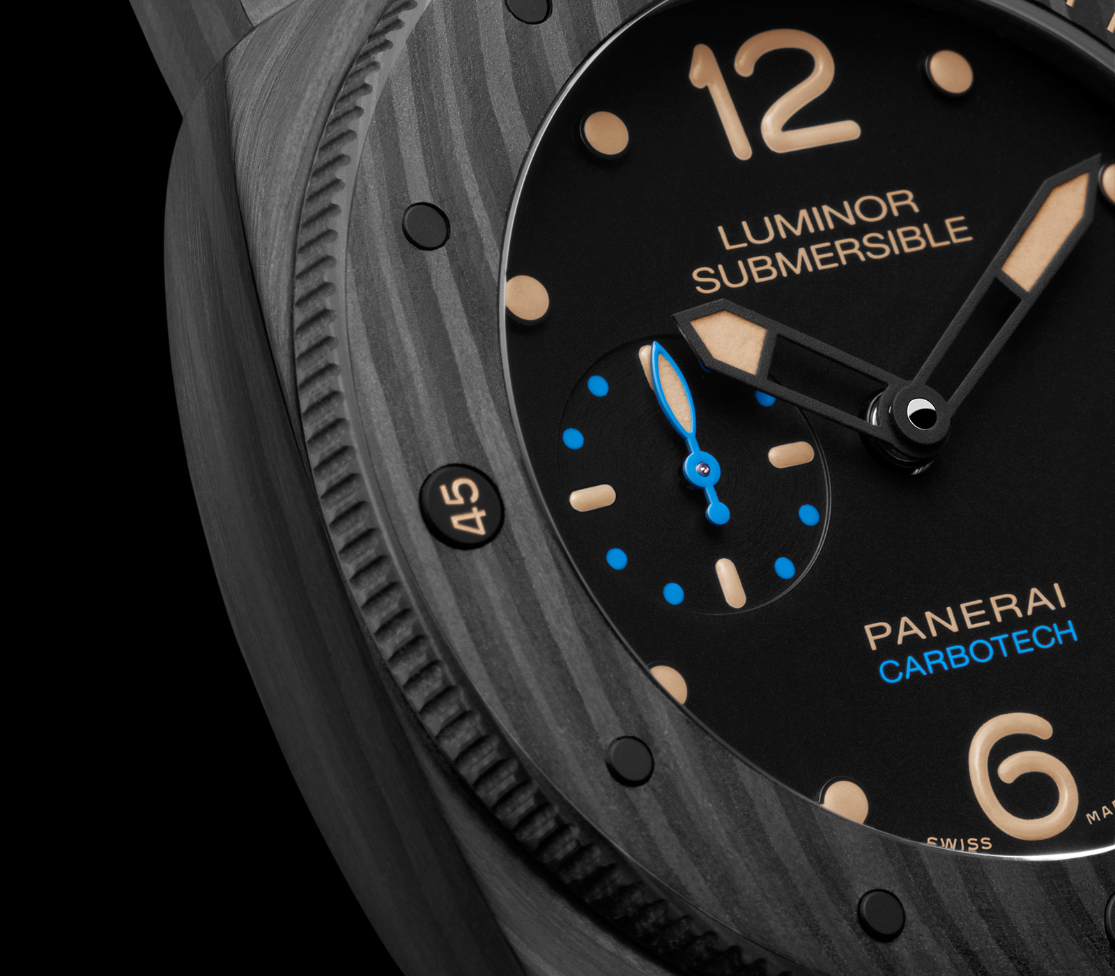 SIHH 2015 Panerai Unveils Its First Carbon Fibre Watch The