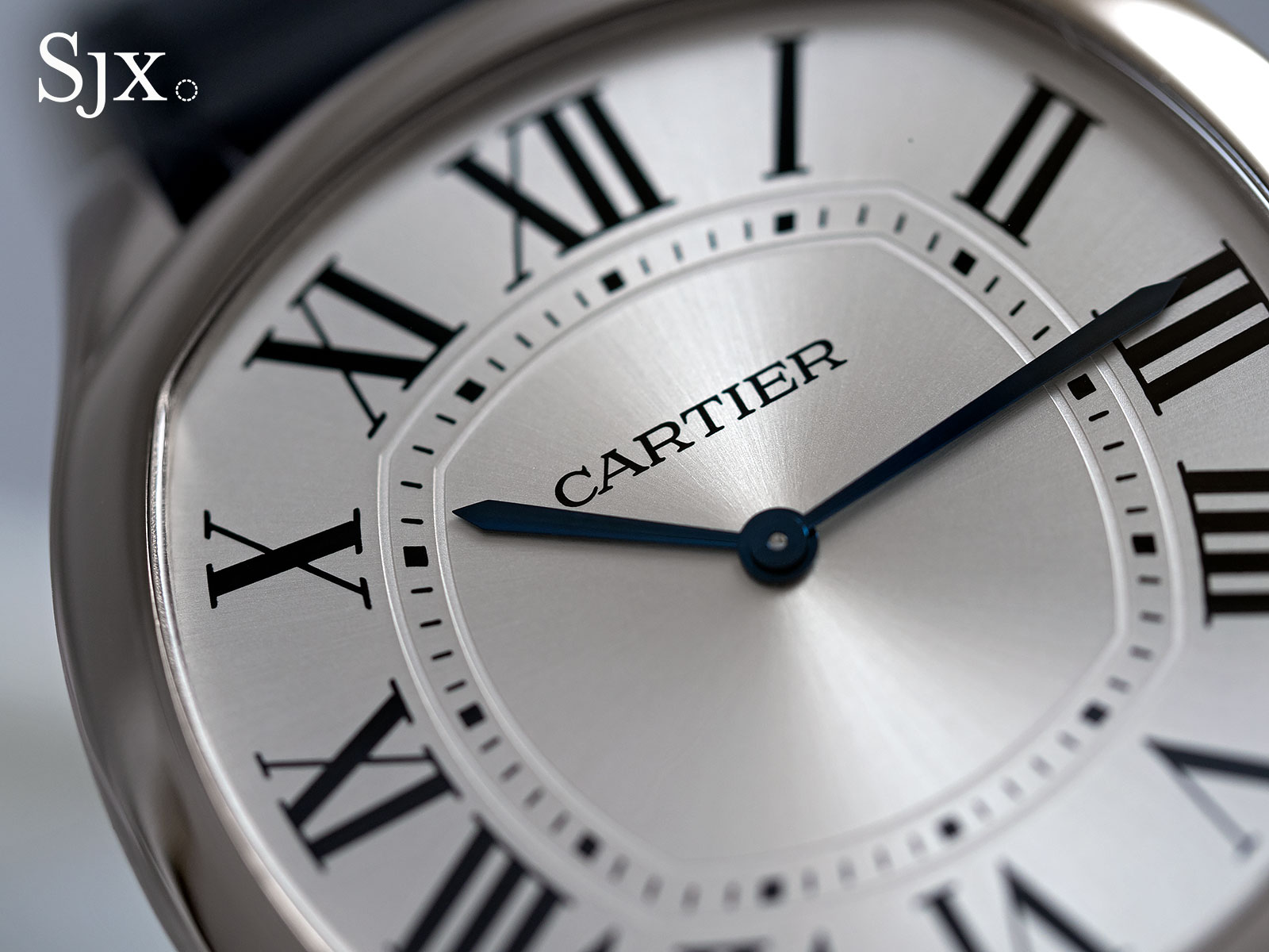 Cartier Drive de Cartier Extra flat white gold 2