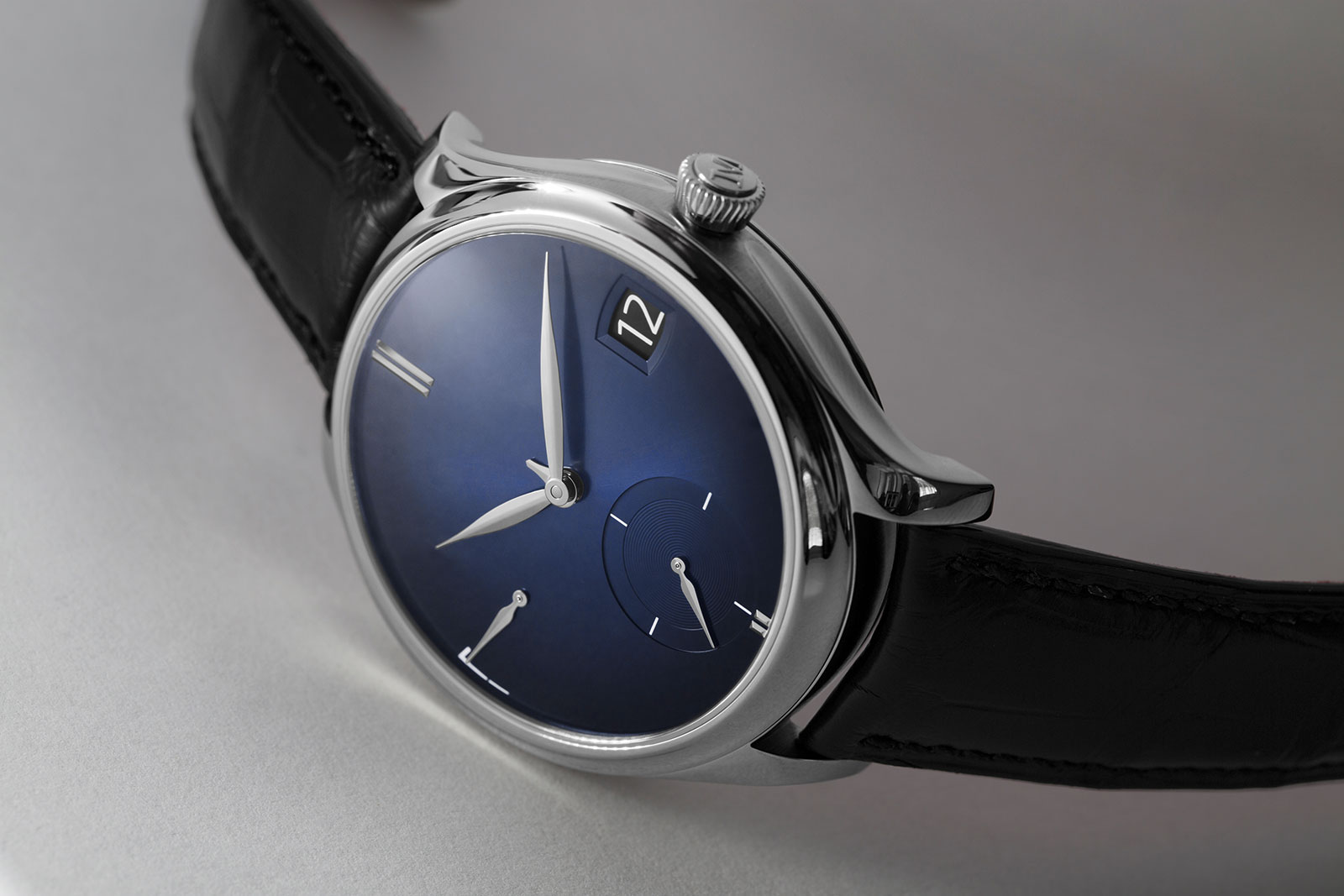 H. Moser Endeavour Perpetual Calendar Purity 2