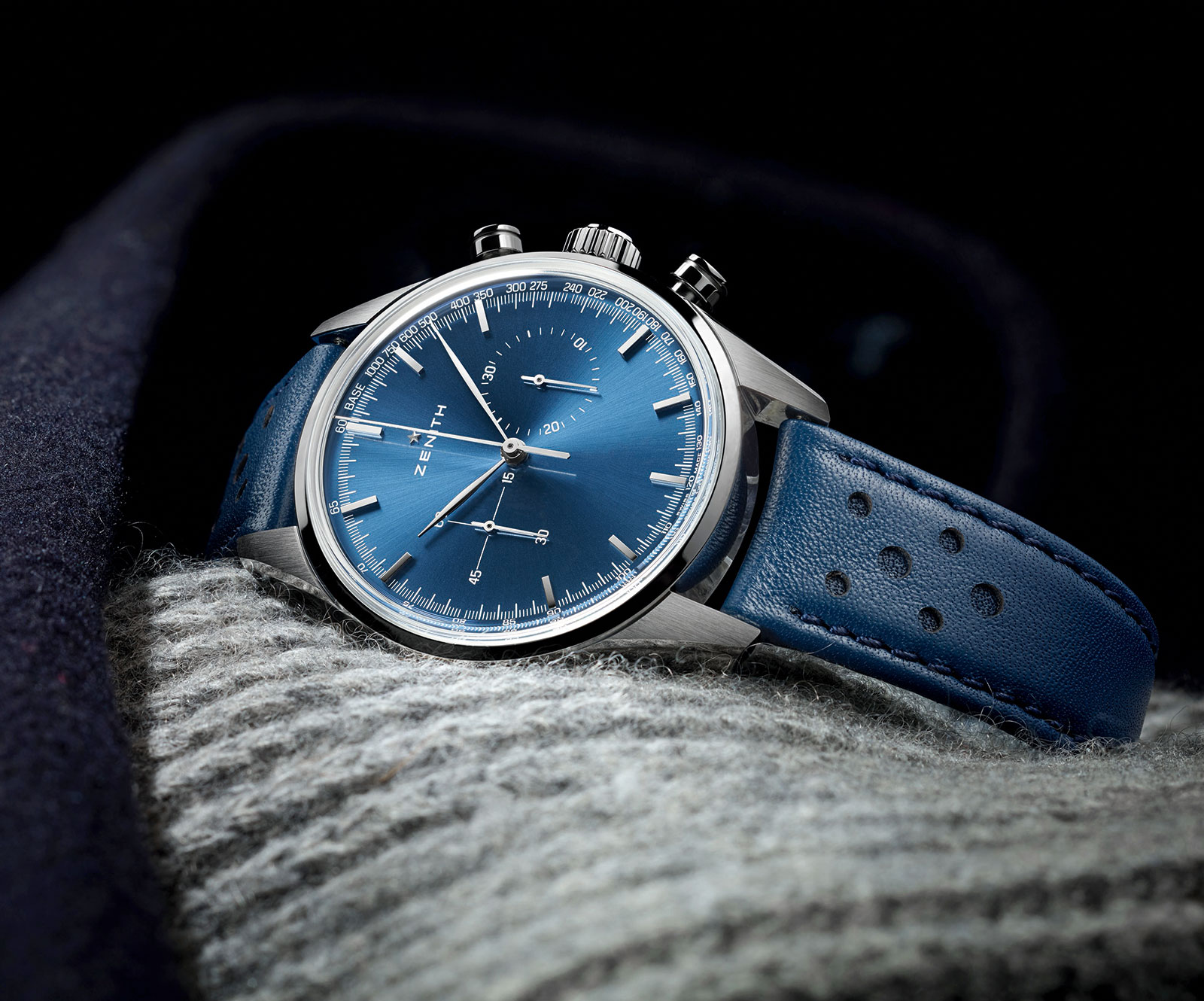 Zenith-Heritage-146-chronograph-blue.jpg