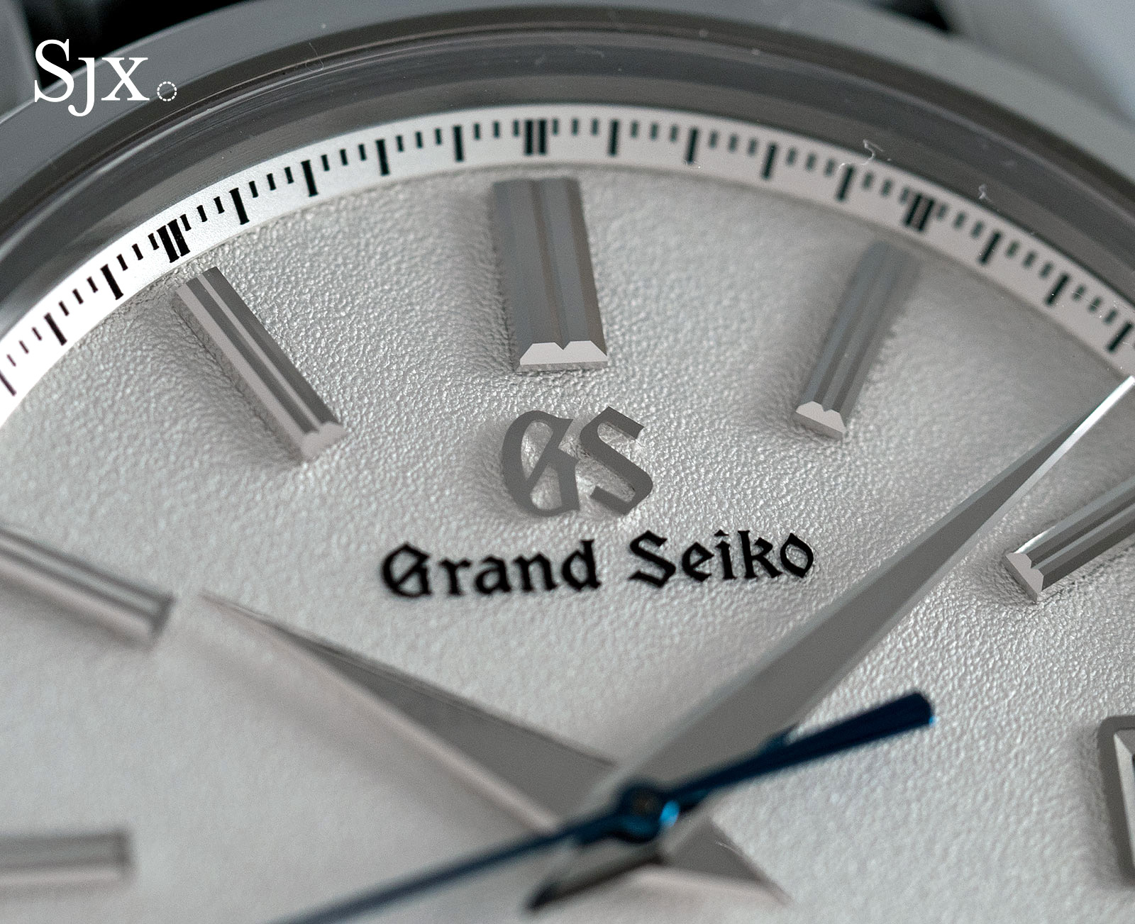 Grand Seiko SBGR305 titanium 9