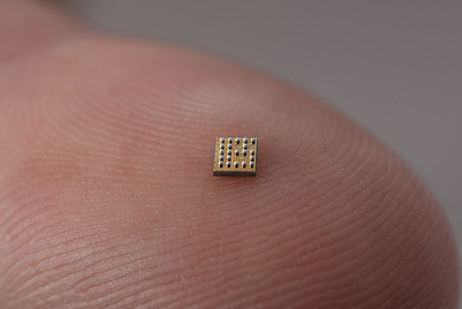Swatch Group smallest bluetooth chip 2