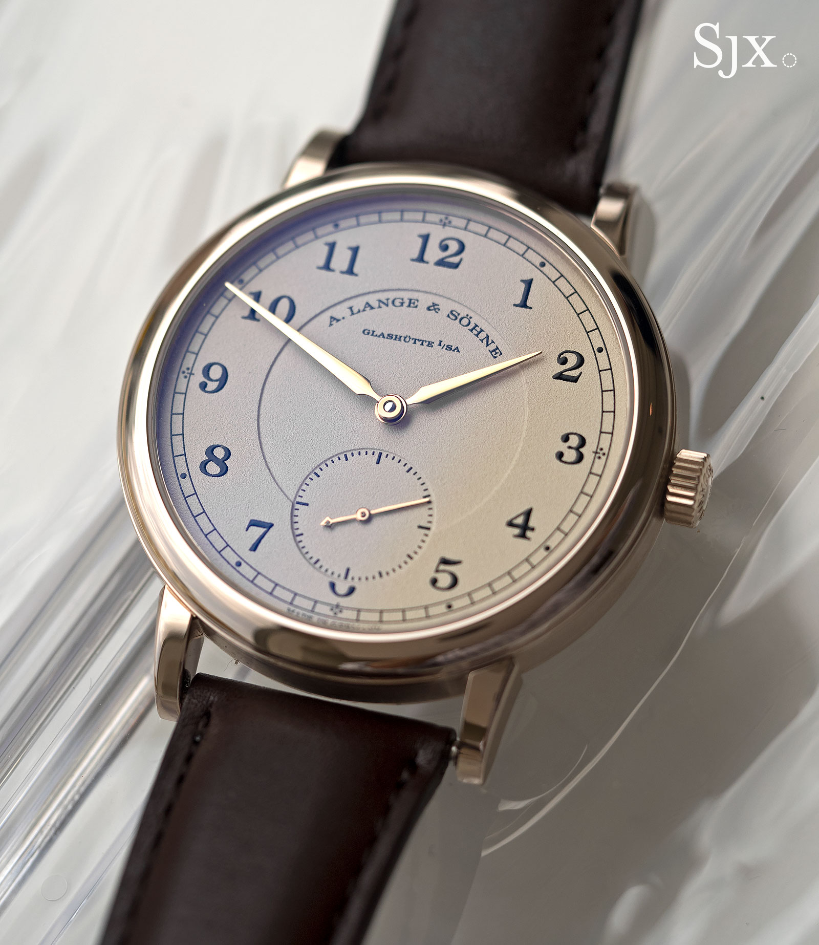 Lange 1815 honey gold 1