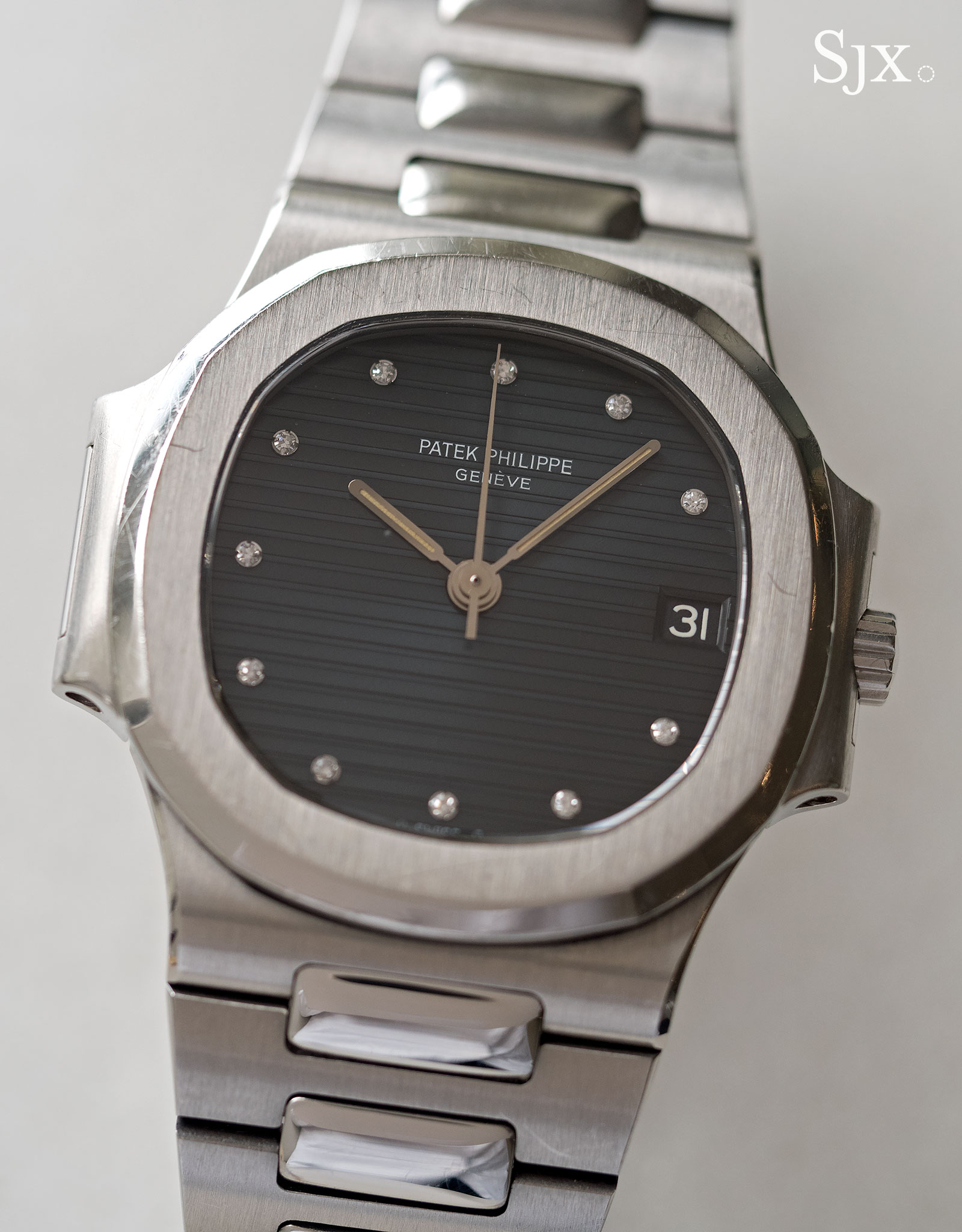 Patek Philippe Nautilus 3800 diamond index 1