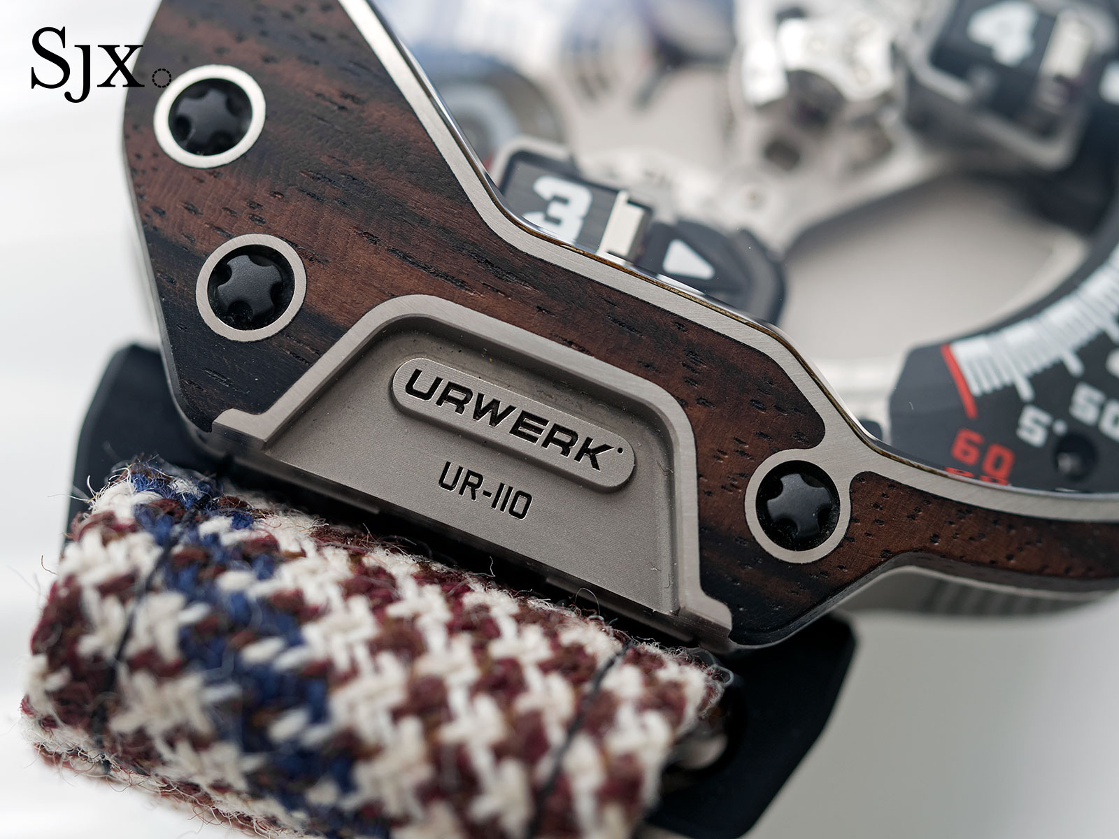 Urwerk UR-110 Eastwood 1