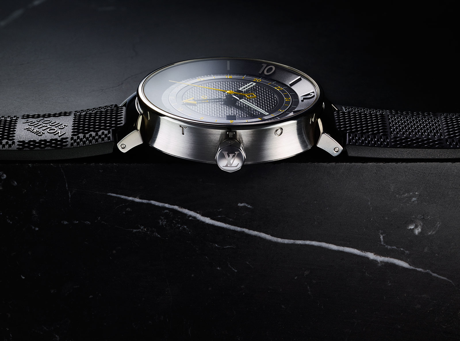 Tambour Moon Dual Time, Quartz, 39.5mm, Steel - Watches