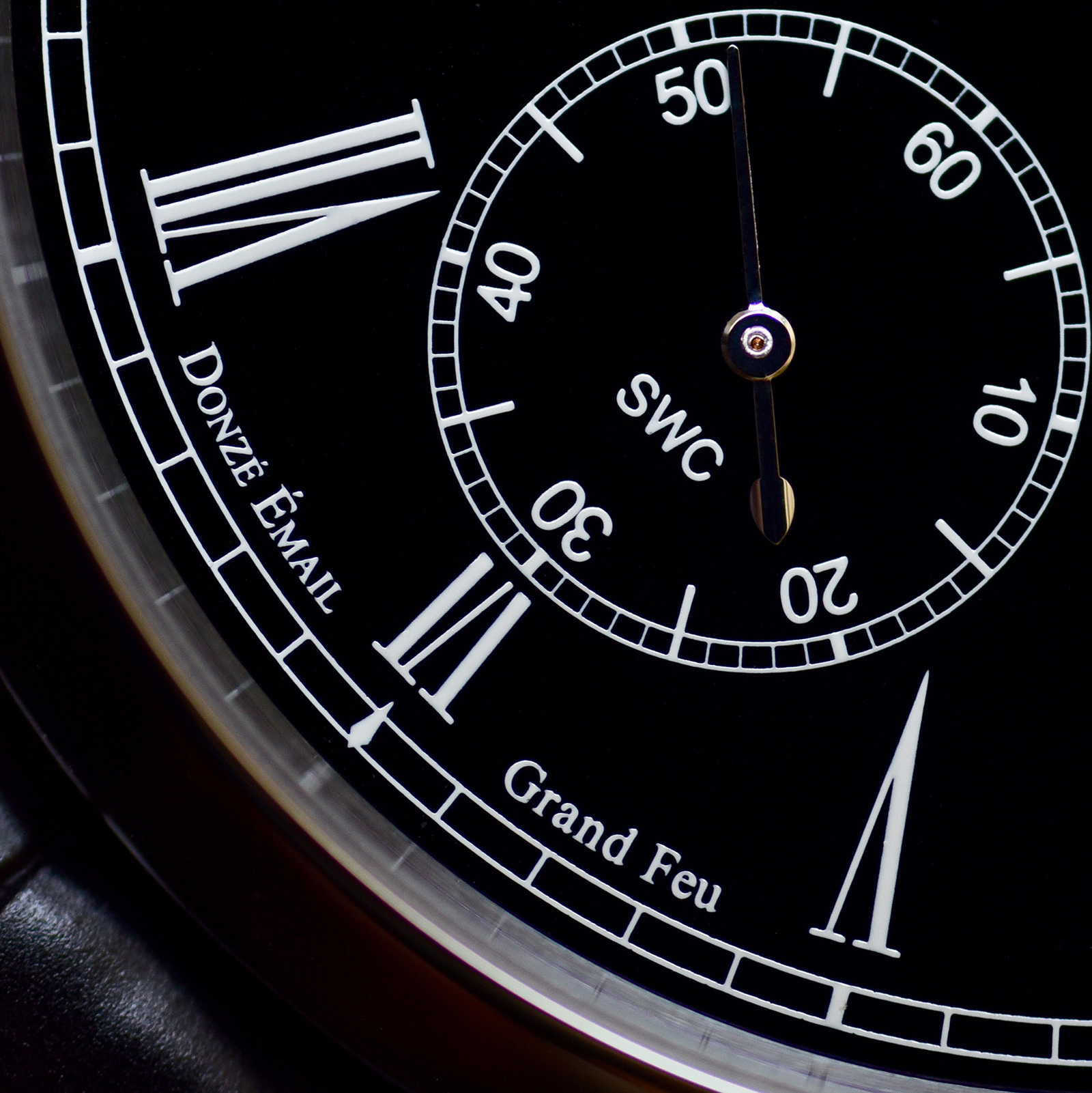 Ulysse Nardin Introduces the Classico “Singapore Watch Club” in Black