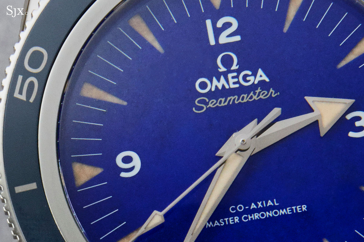 Omega Seamaster 300 platinum lapis lazuli