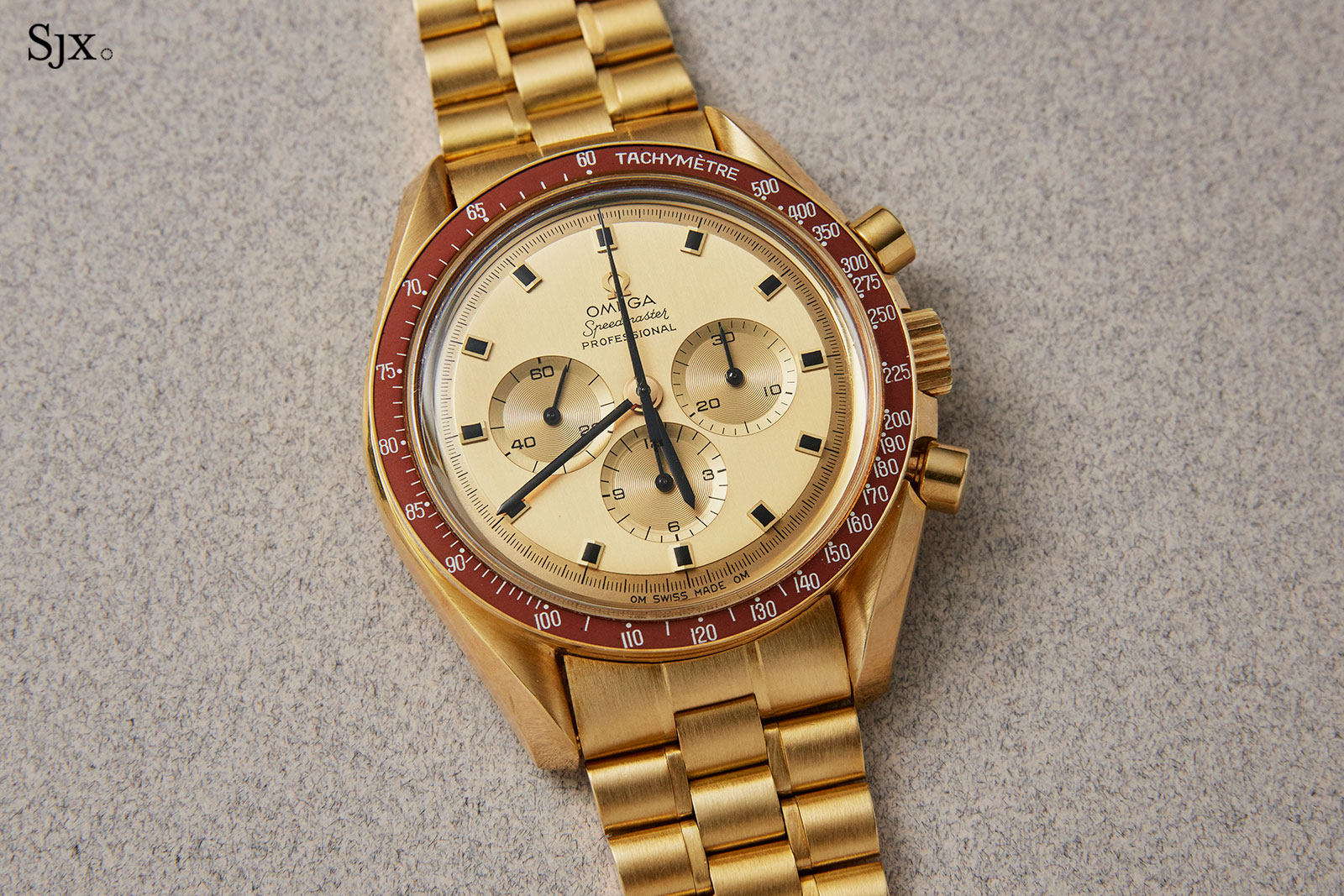 Omega Speedmaster 145.022 18k gold 2