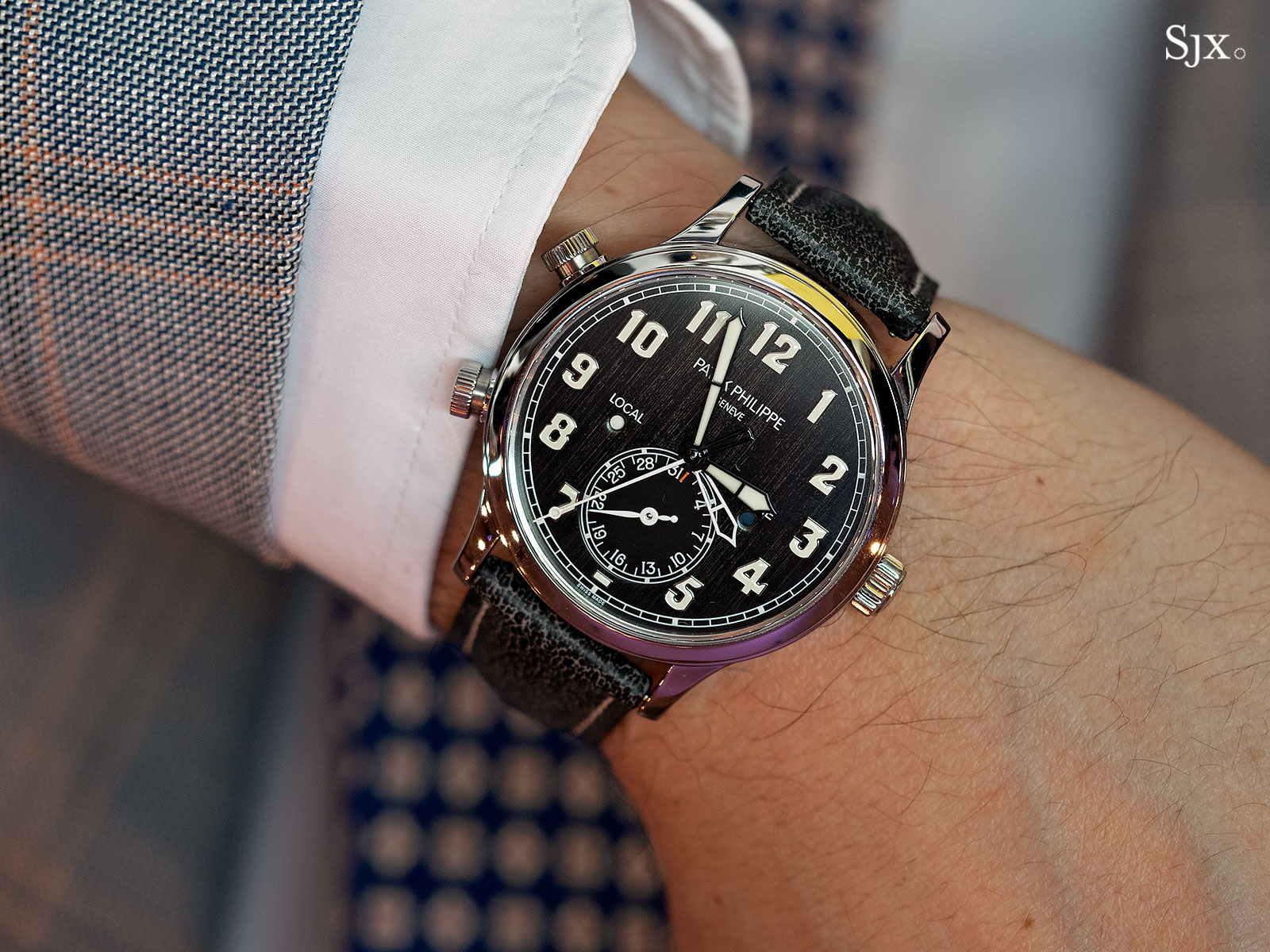 Patek philippe clearance pilot travel time