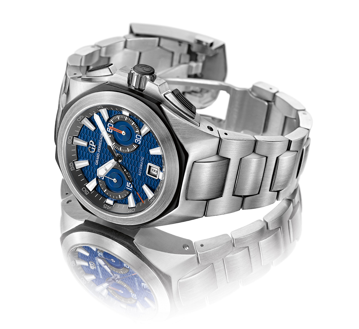 Introducing the new Girard Perregaux Chrono Hawk now with a steel