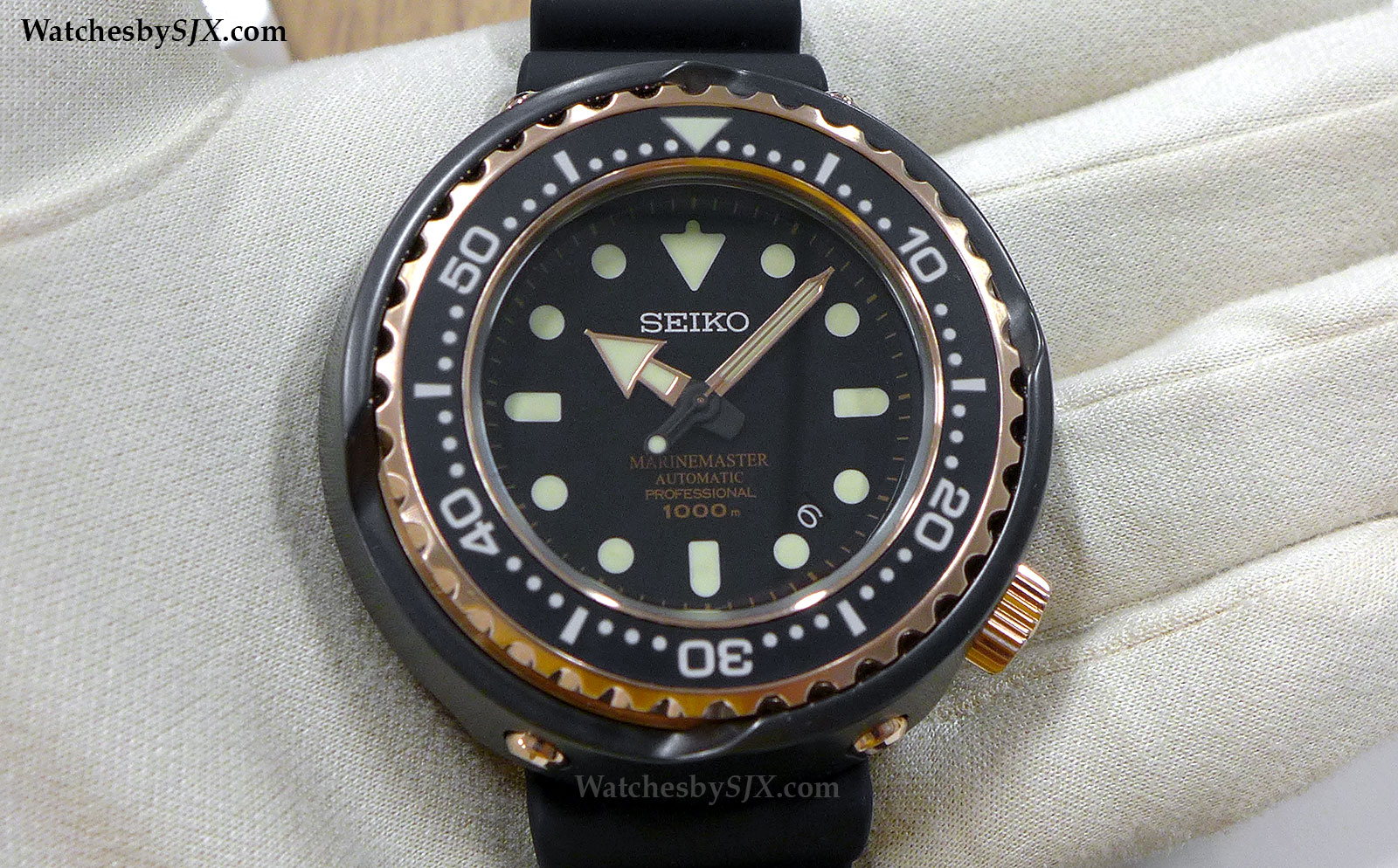 Hands-On With The New Seiko Marinemaster 1000 m “Emperor Tuna” Rose Gold  SBDX014 (With Specs And Price) | SJX Watches