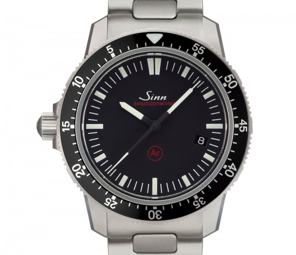 Introducing The Sinn EZM 3F, The No-Nonsense Pilot’s Watch (With Price ...