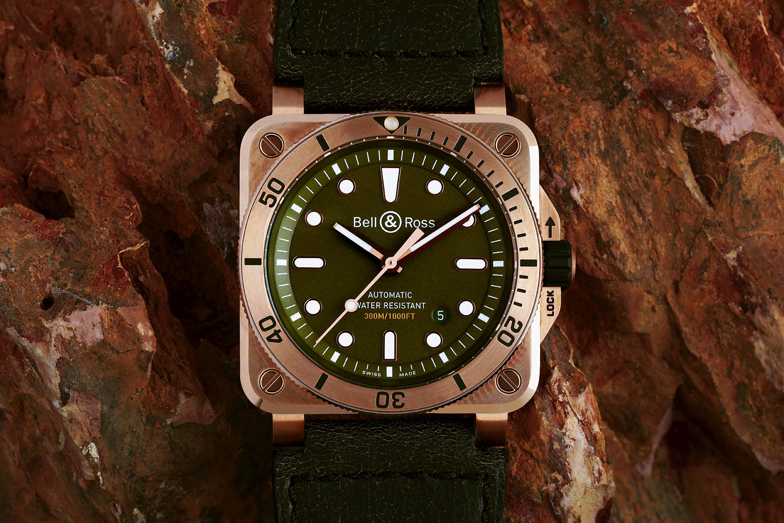 Bell and ross diver bronze hotsell