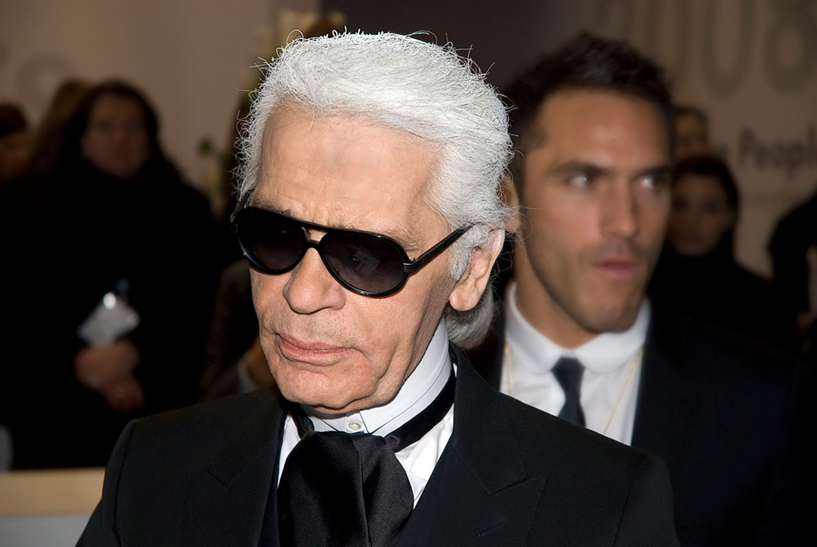 Obituary Karl Lagerfeld and His All Black Royal Oak A Series