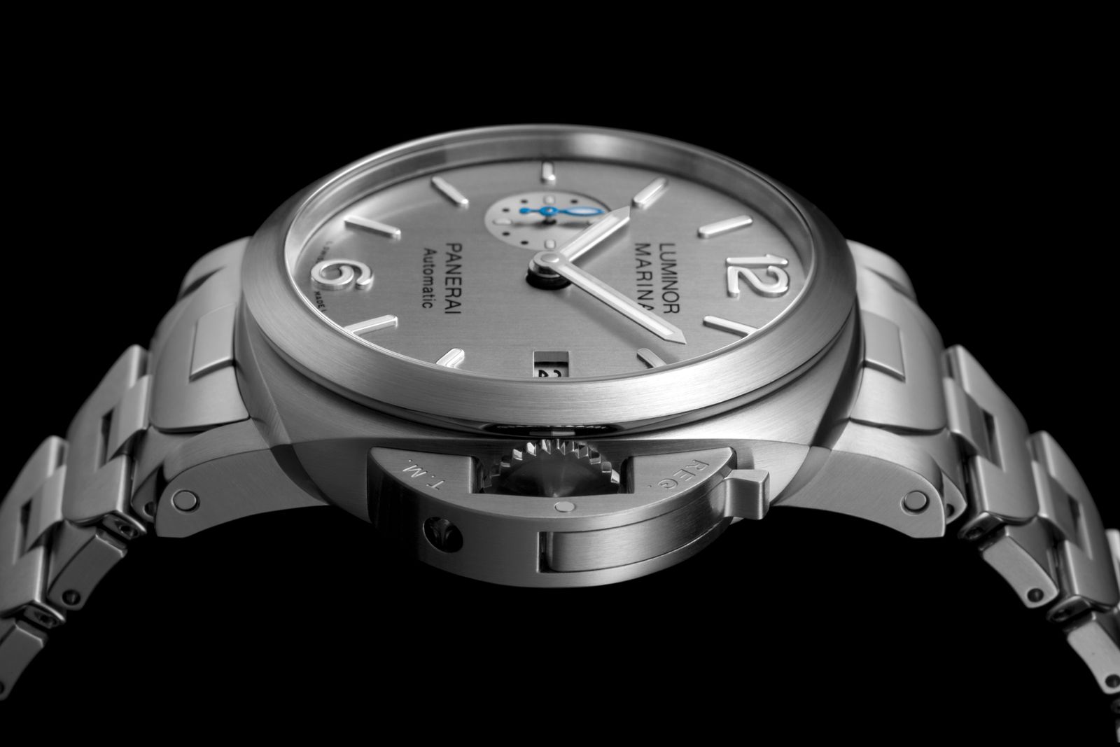 Panerai 977 new arrivals