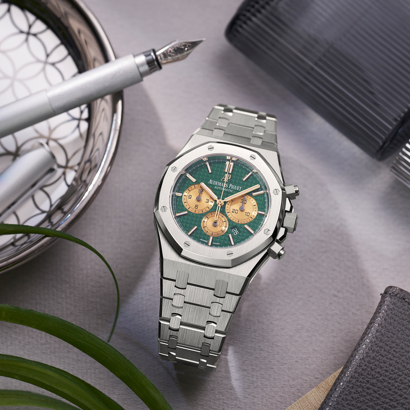 Audemars Piguet Introduces the Royal Oak Chronograph The Hour