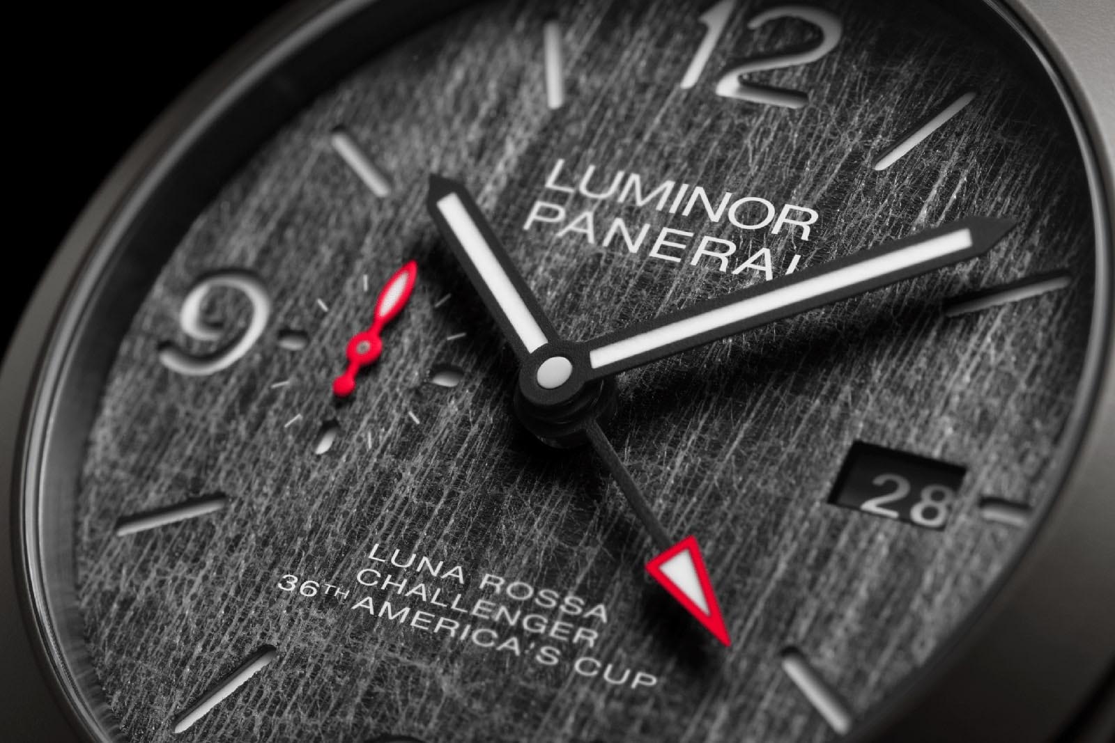 Panerai Introduces the Luminor Luna Rossa Collection | SJX Watches