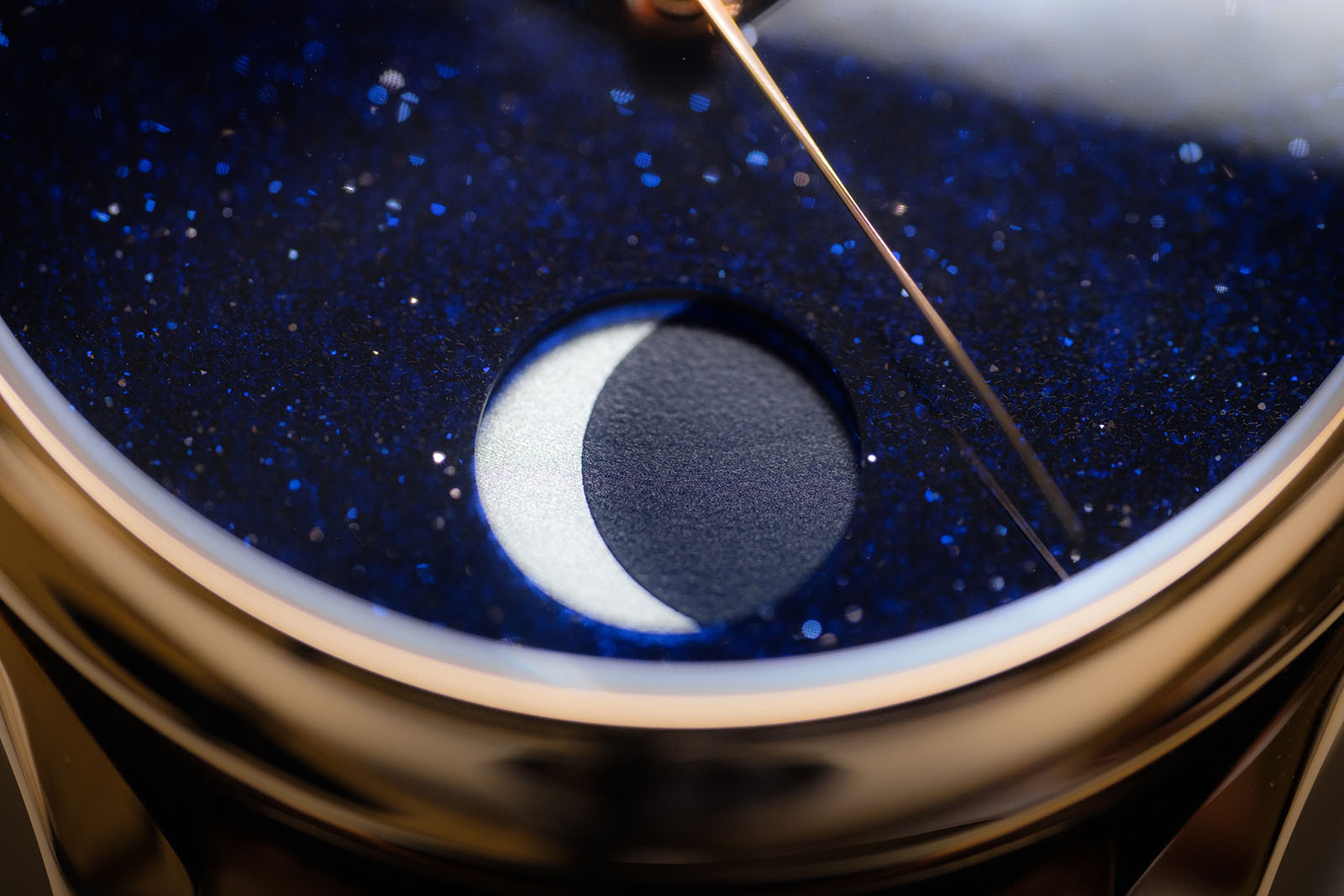 H. Moser Cie. Introduces the Endeavour Perpetual Moon Concept