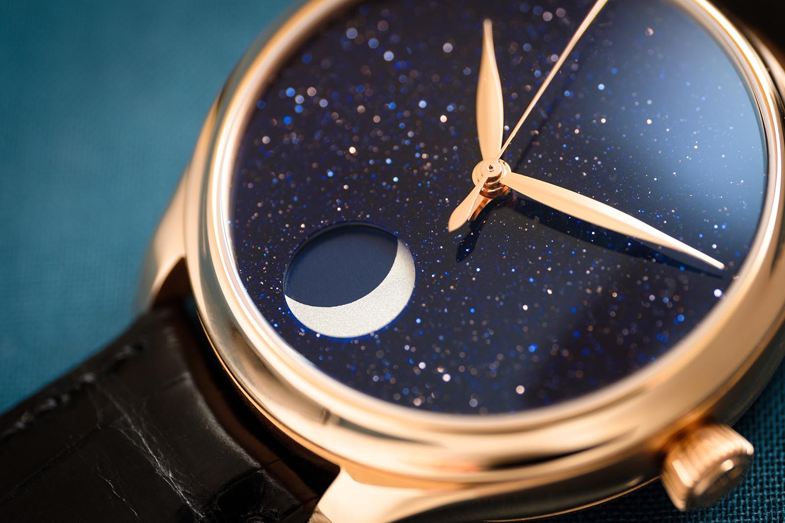 H. Moser Cie. Introduces the Endeavour Perpetual Moon Concept