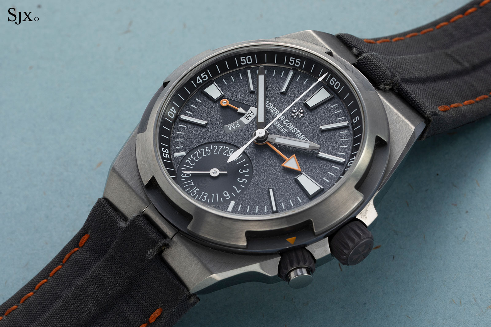 Hands-On: Vacheron Constantin Overseas “Everest” Dual-Time Prototype in ...