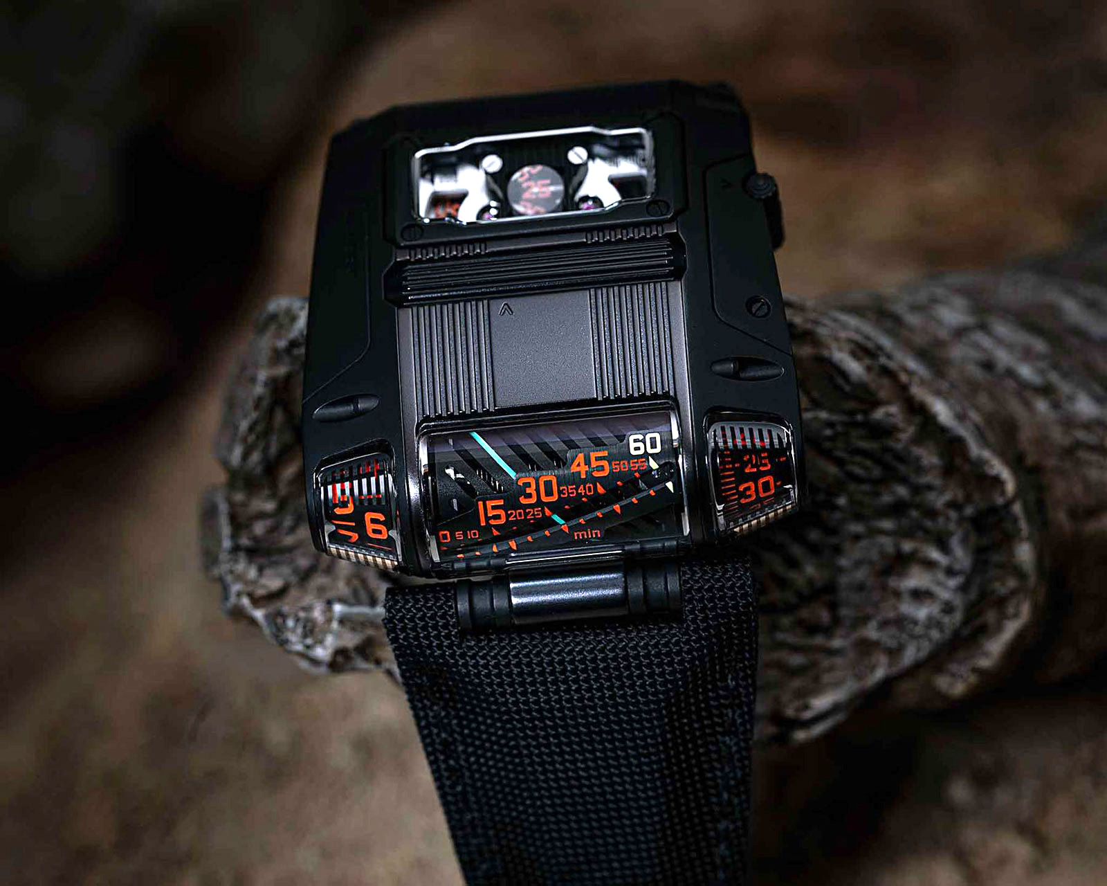 Urwerk 2024 111c price