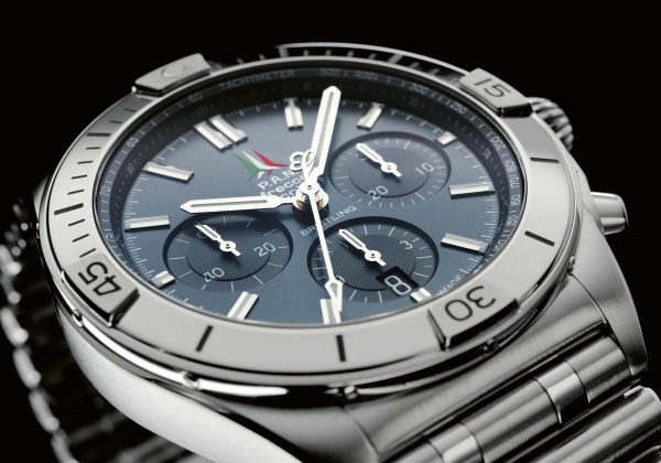 Breitling (Re)Introduces the Chronomat with Rouleaux Bracelet | SJX Watches