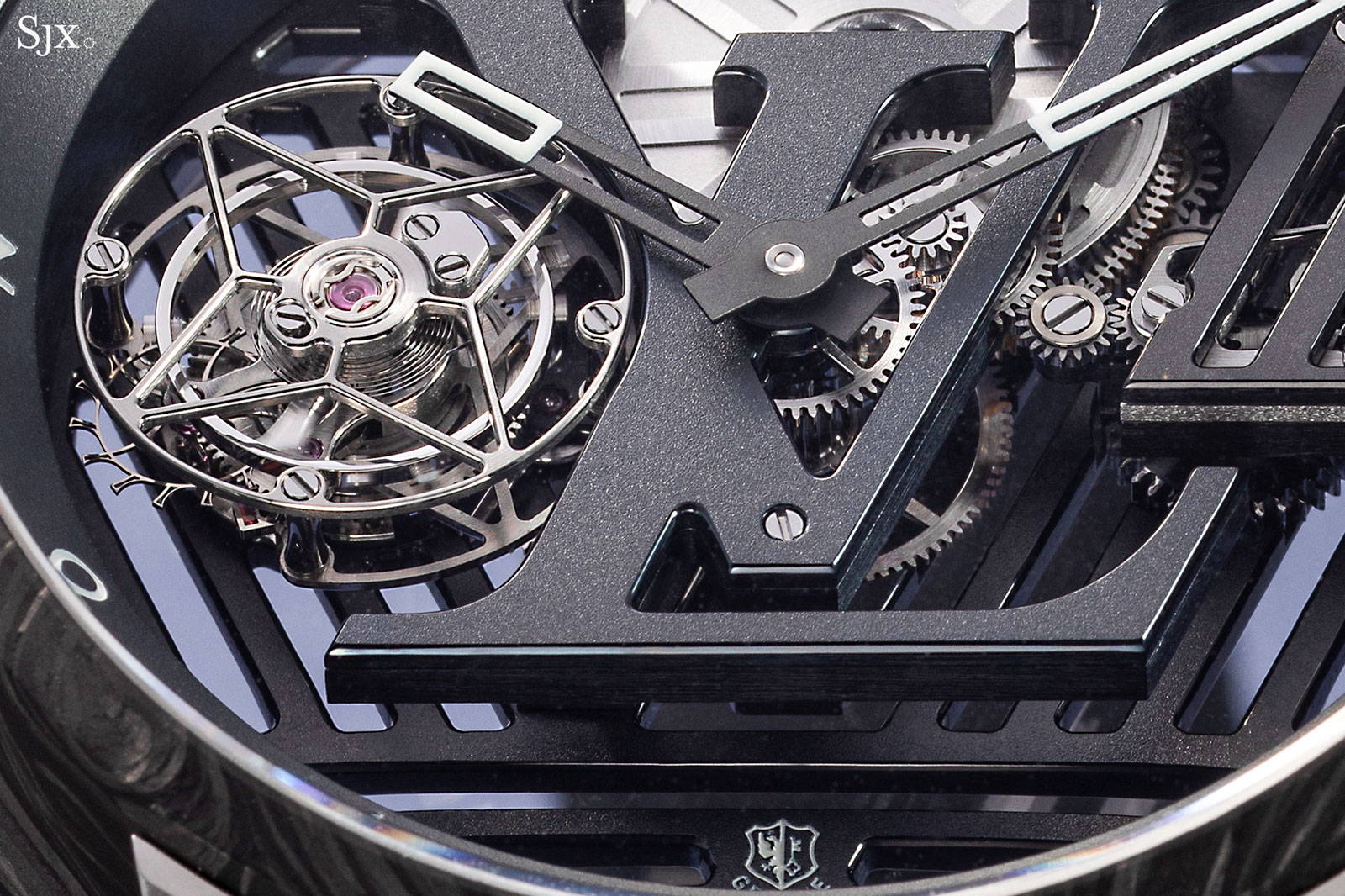 Louis Vuitton Introduces the Watch Trunk in Titanium and Ruthenium
