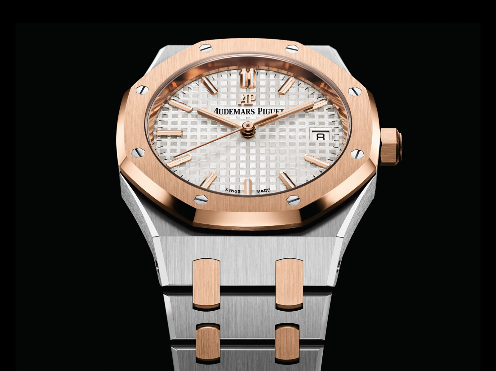 Audemars Piguet Introduces the Royal Oak Selfwinding 34 mm SJX