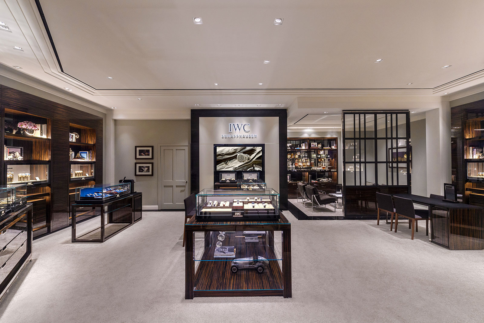 Iwc boutiques outlet