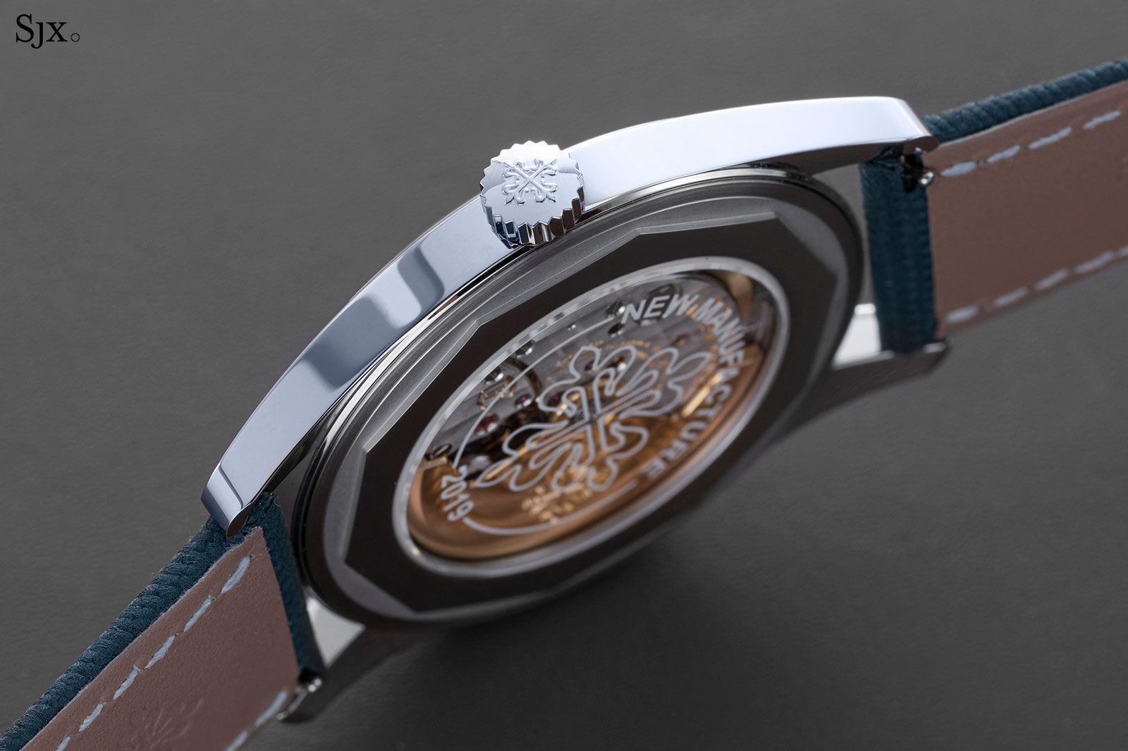 Up Close Patek Philippe Calatrava Ref 6007a New Manufacture 19 Sjx Watches