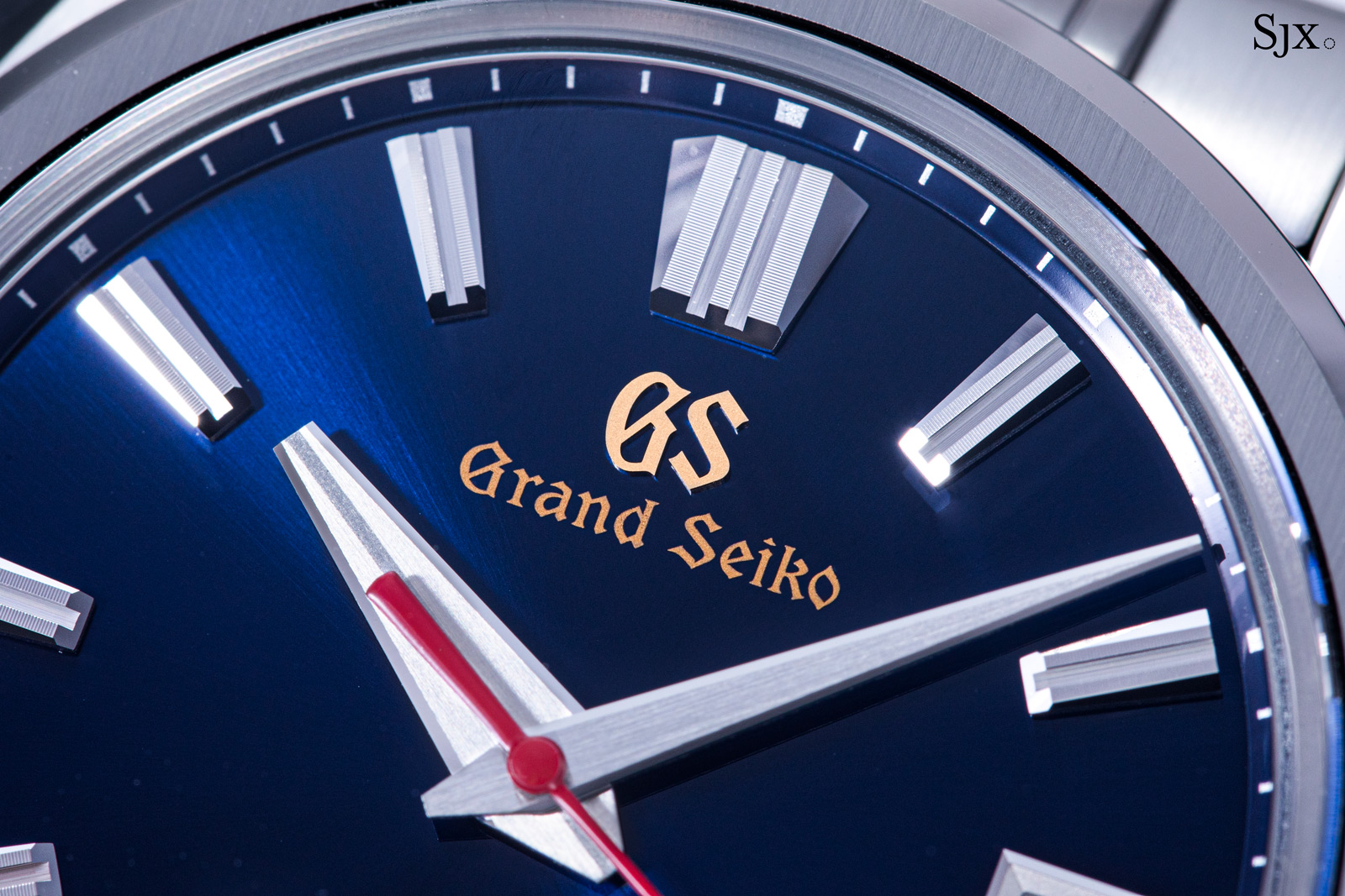 Up Close: Grand Seiko 60th Anniversary Hi-Beat SLGH003 | SJX Watches