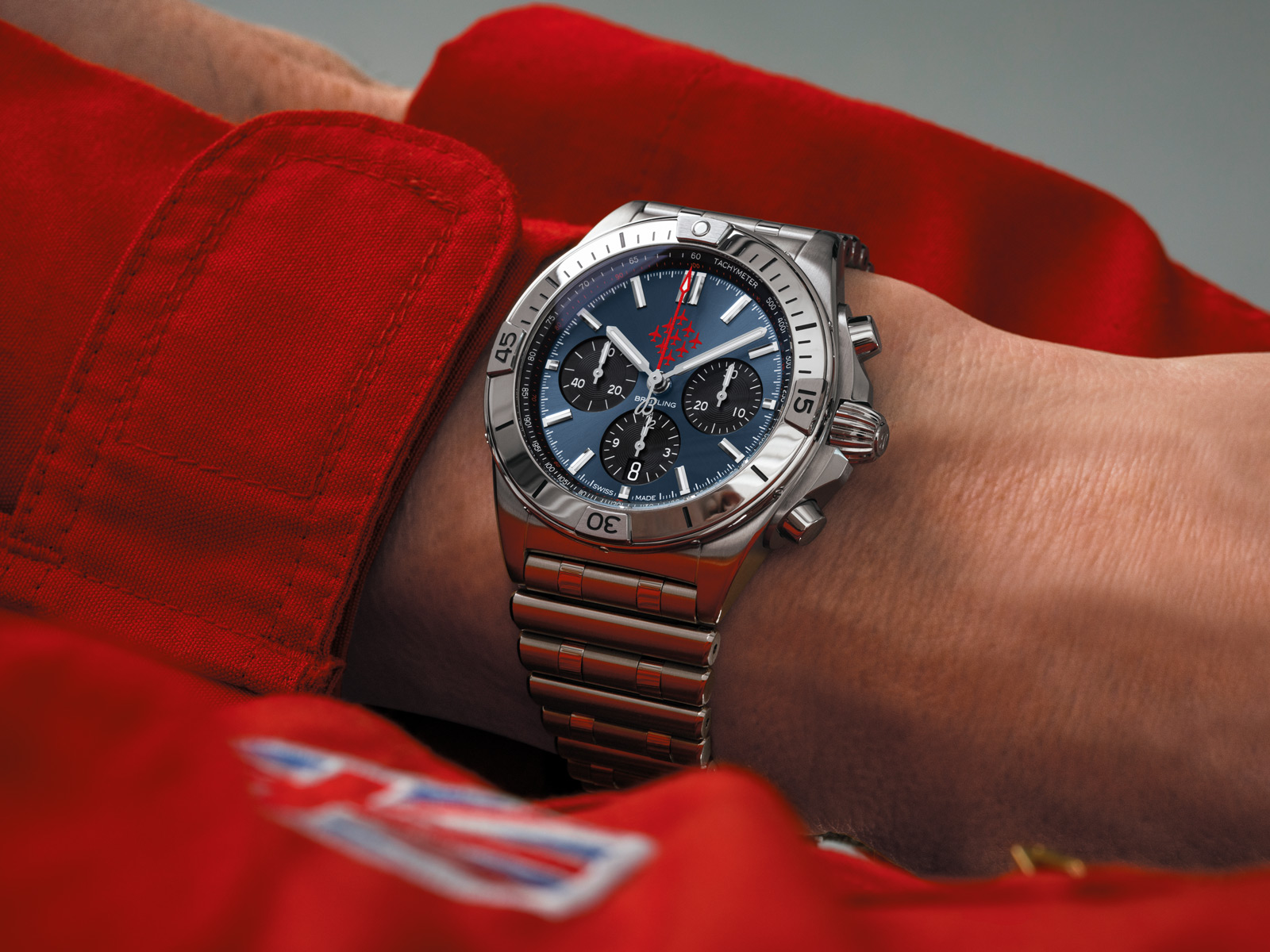 Red arrows deals watch