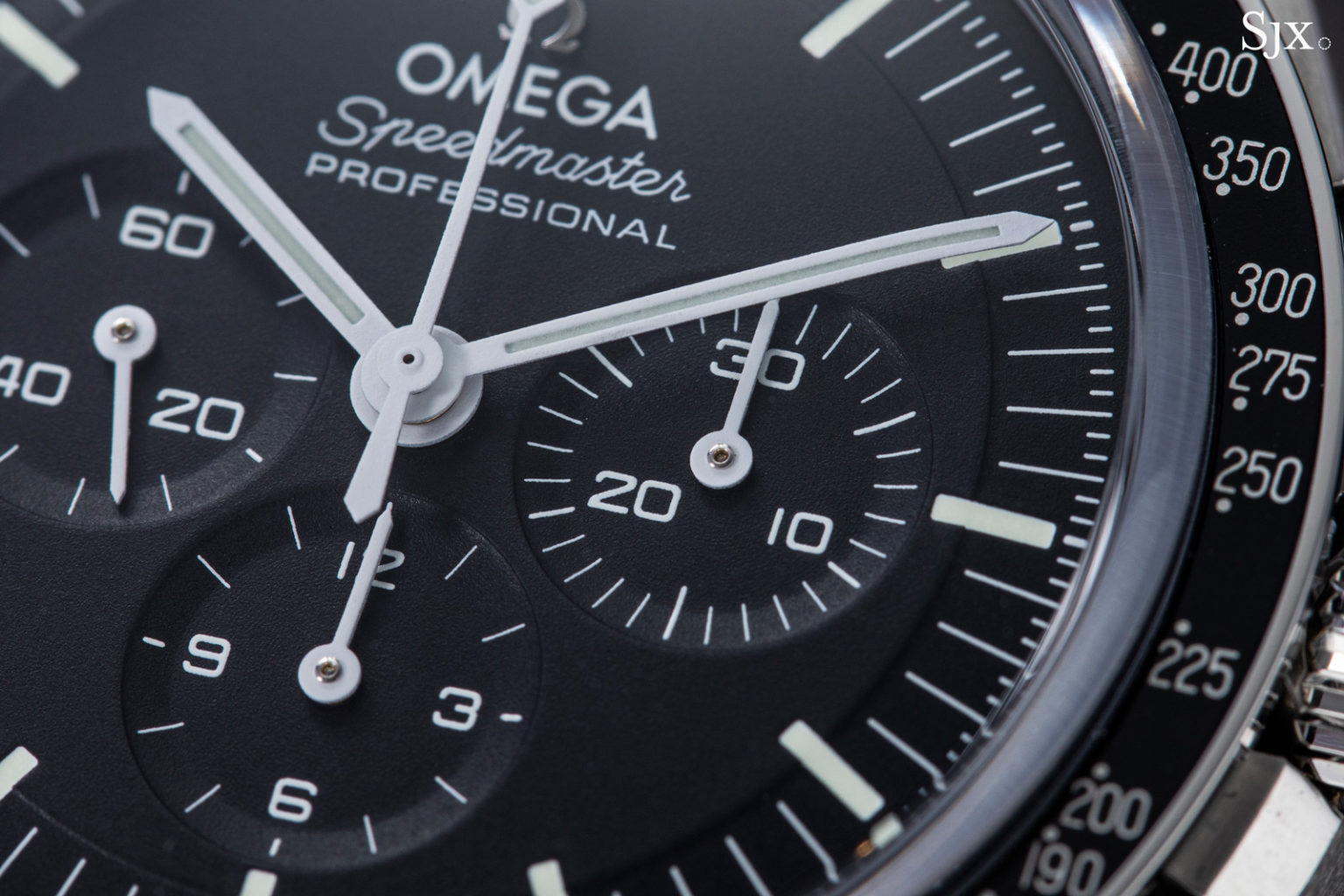 In-Depth: The New Omega Speedmaster Professional Moonwatch Cal. 3861 ...