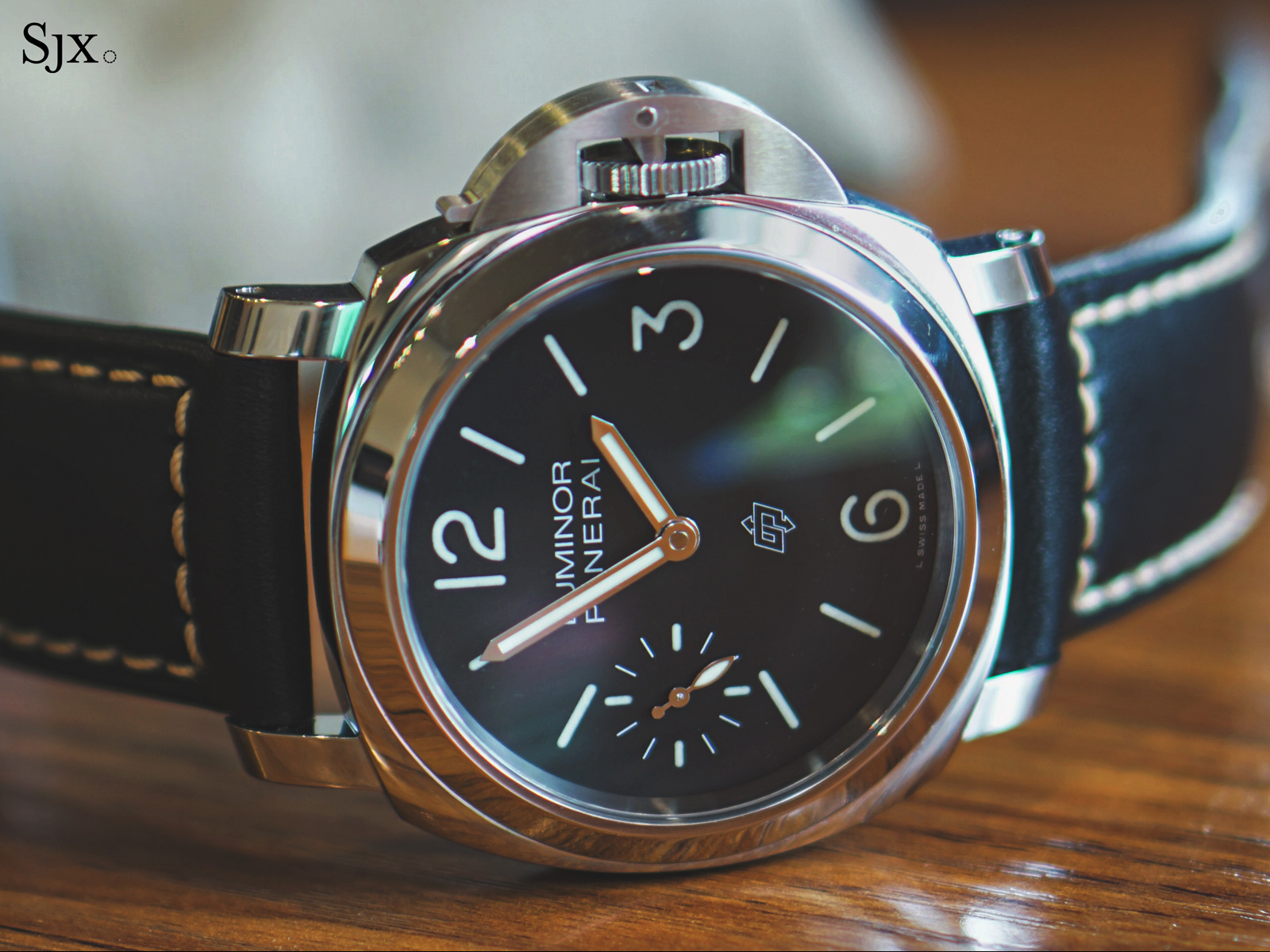 Living With Panerai Luminor Logo PAM 1084 SJX Watches