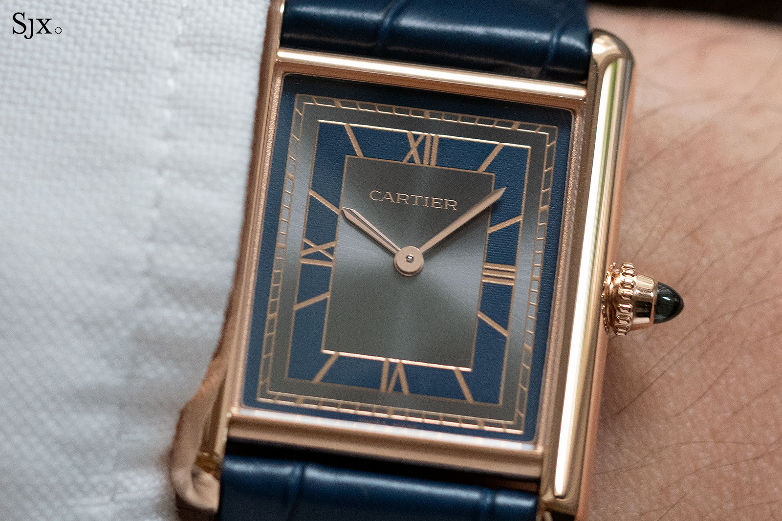 Cartier Tank Louis Cartier Ladies Watch Small Manual Winding