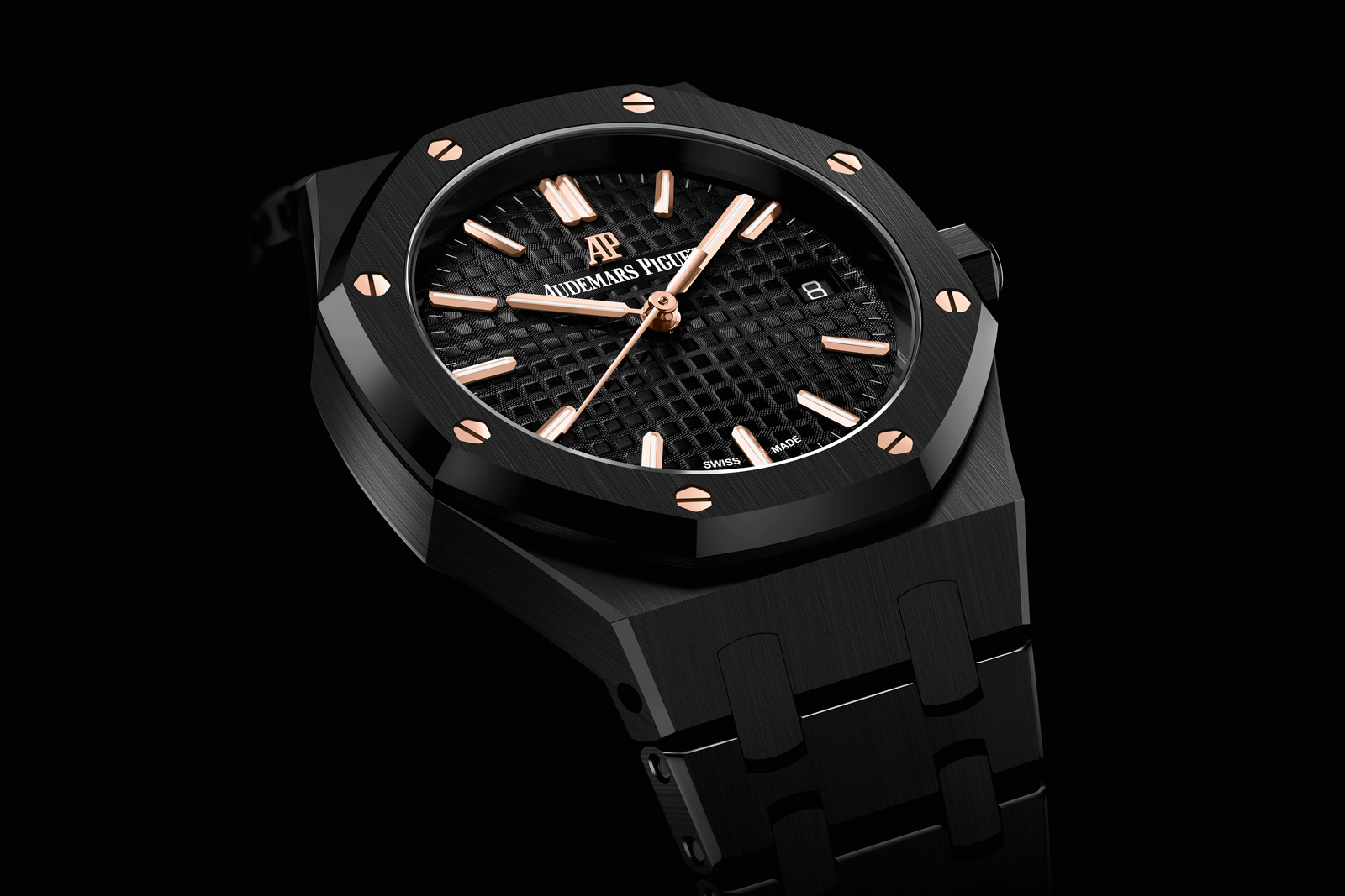 Audemars Piguet Unveils the Royal Oak 34 mm in Black Ceramic SJX