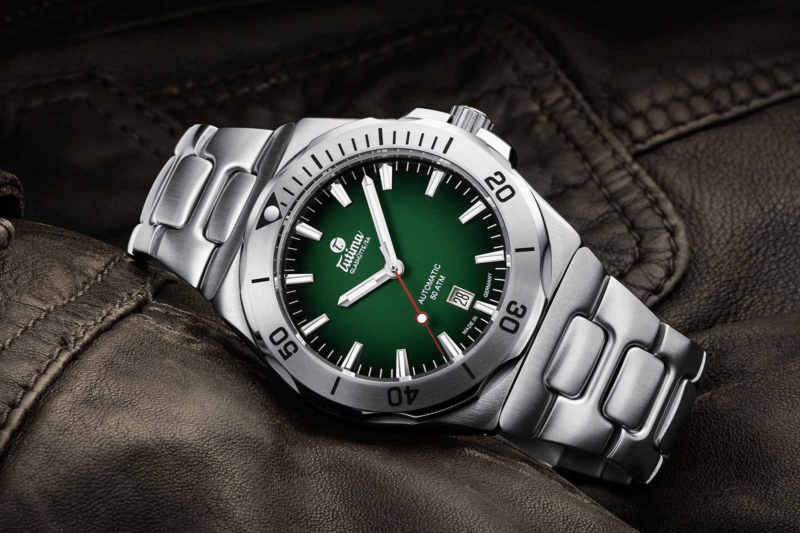 Tutima Introduces the M2 Seven Seas S SJX Watches