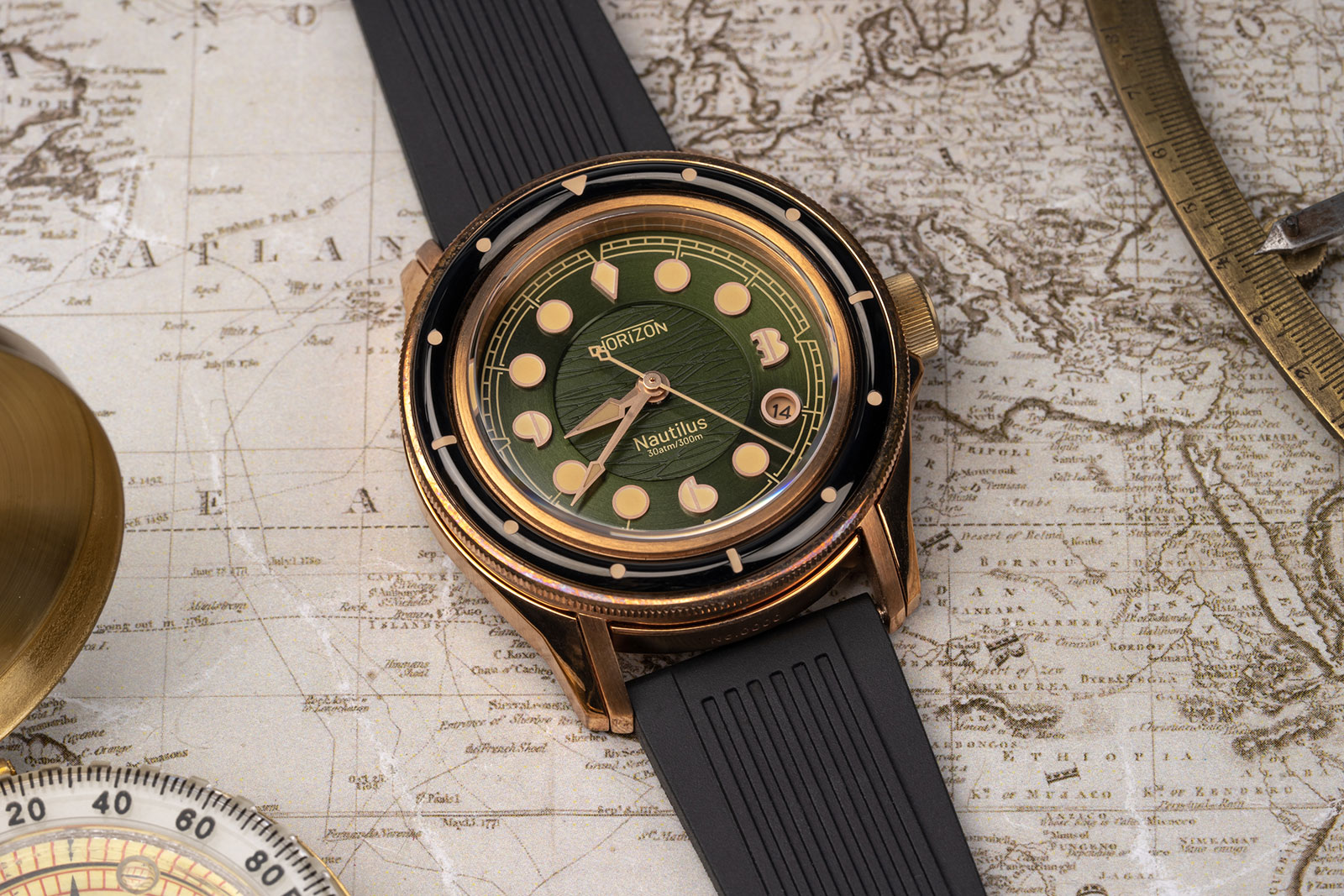 Horizon Nautilus Dive Watch Review - The Time Bum